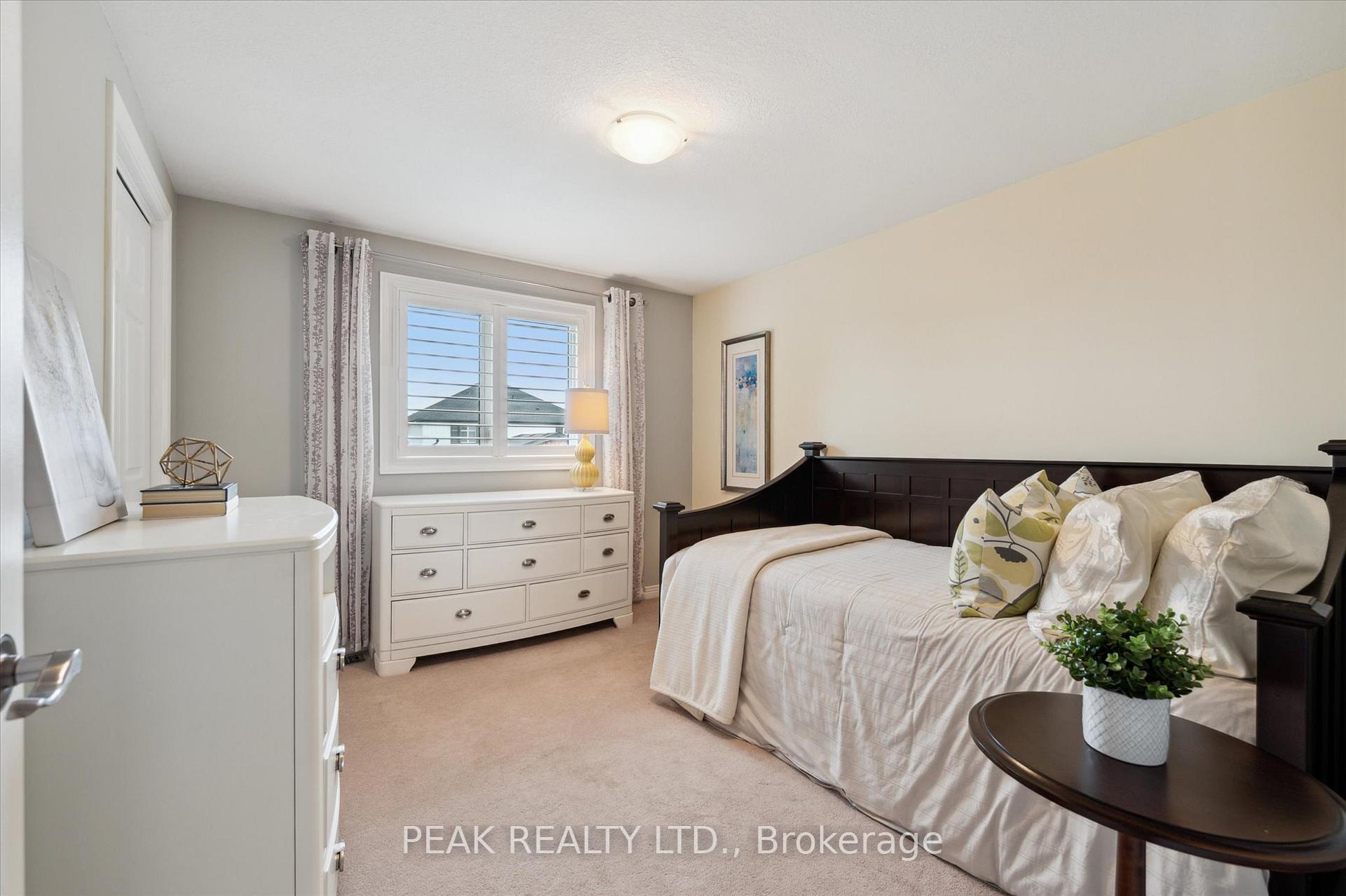 Photo 34 of 65 Winifred Street, Kitchener — HOMEH