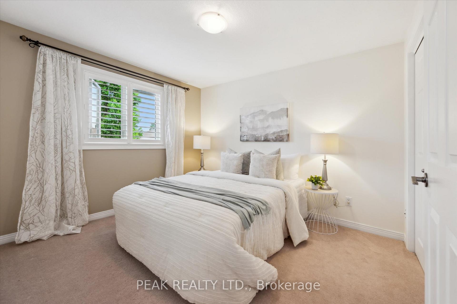 Photo 36 of 65 Winifred Street, Kitchener — HOMEH