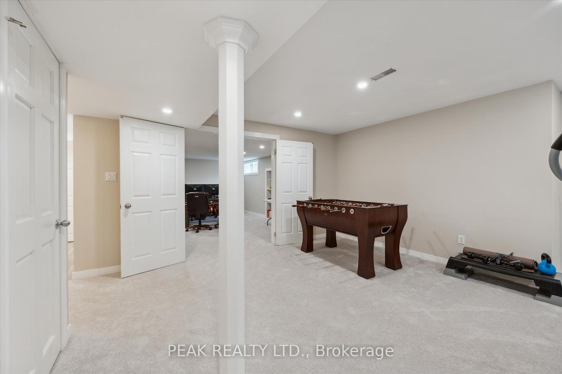 Photo 39 of 65 Winifred Street, Kitchener — HOMEH