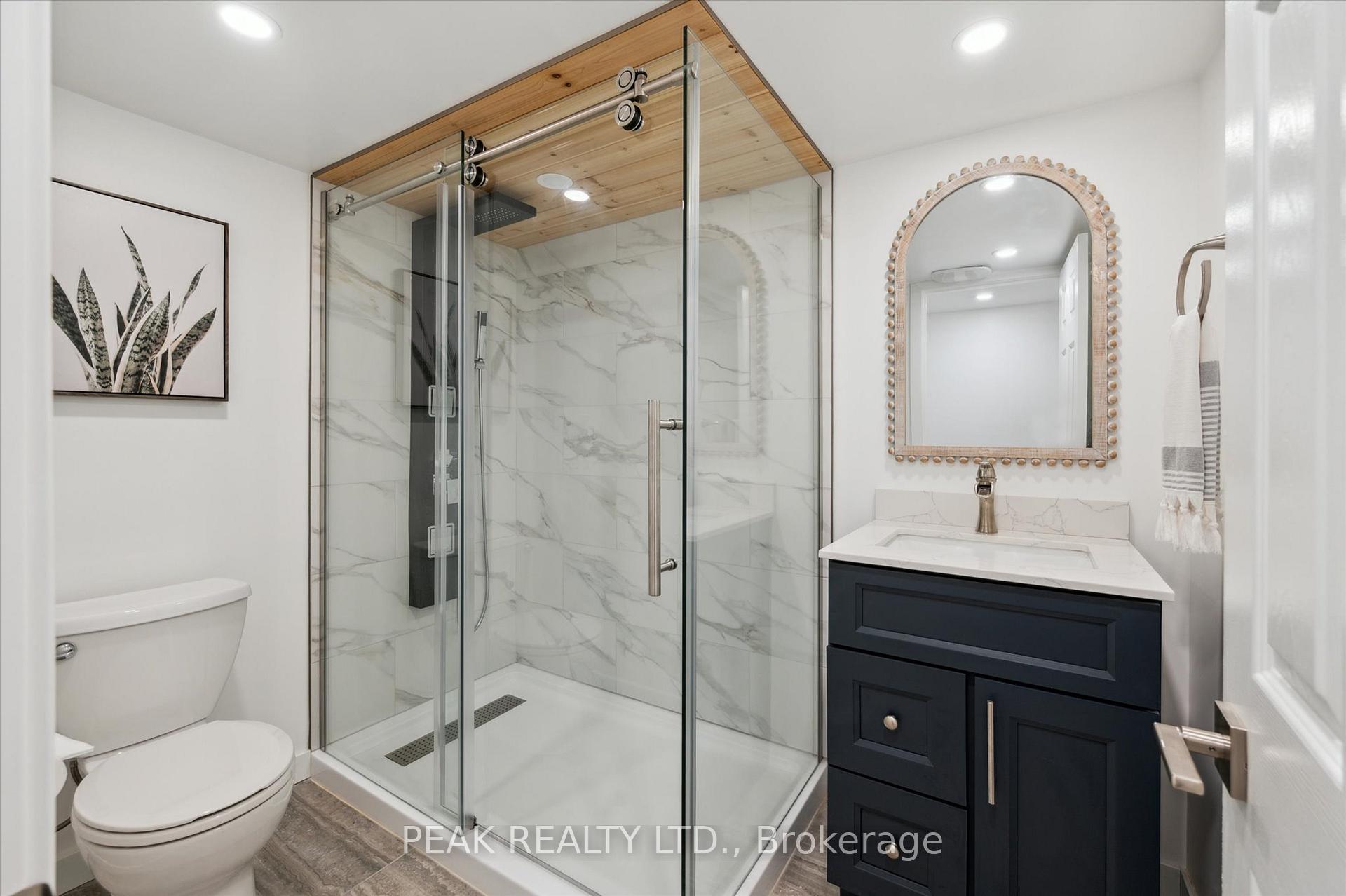 Photo 41 of 65 Winifred Street, Kitchener — HOMEH
