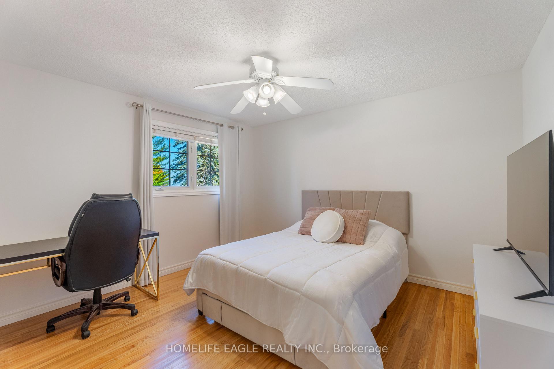Photo 12 of 215 Valley View Drive, Innisfil, Churchill — HOMEH