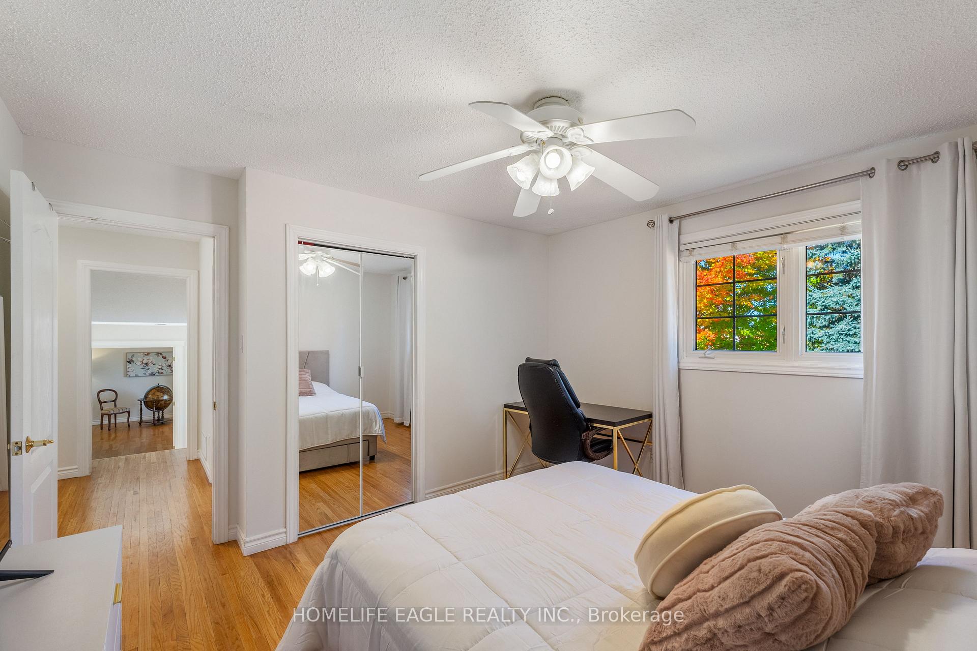 Photo 13 of 215 Valley View Drive, Innisfil, Churchill — HOMEH