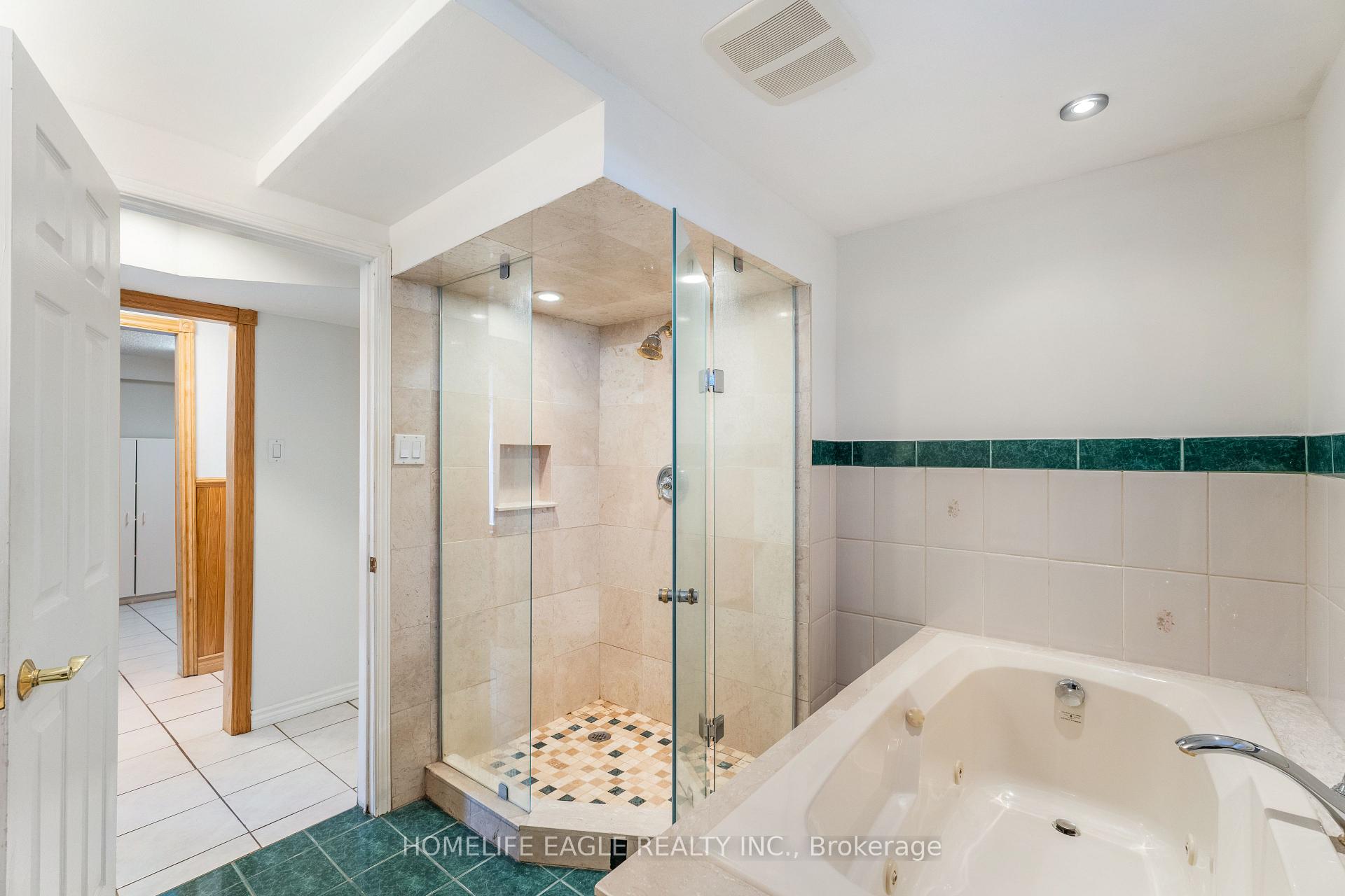 Photo 17 of 215 Valley View Drive, Innisfil, Churchill — HOMEH