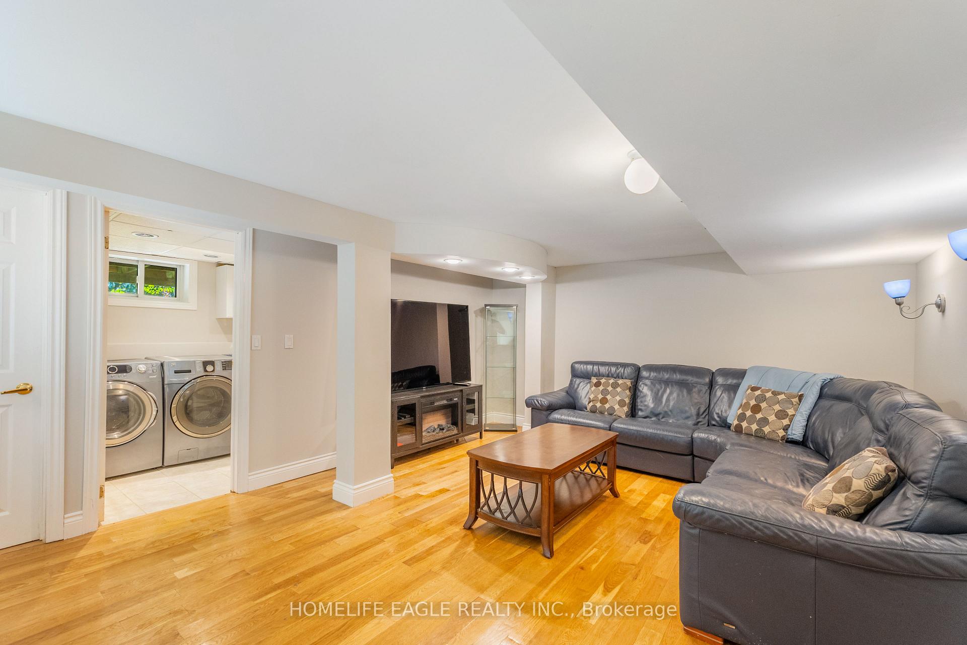 Photo 18 of 215 Valley View Drive, Innisfil, Churchill — HOMEH