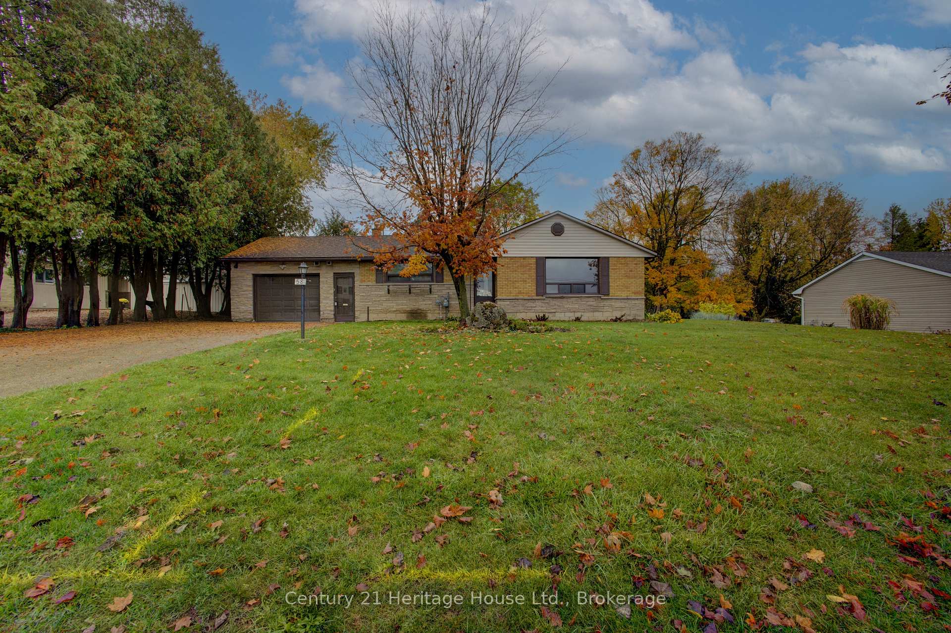 Photo 1 of 58 Allan Street W, Minto — HOMEH
