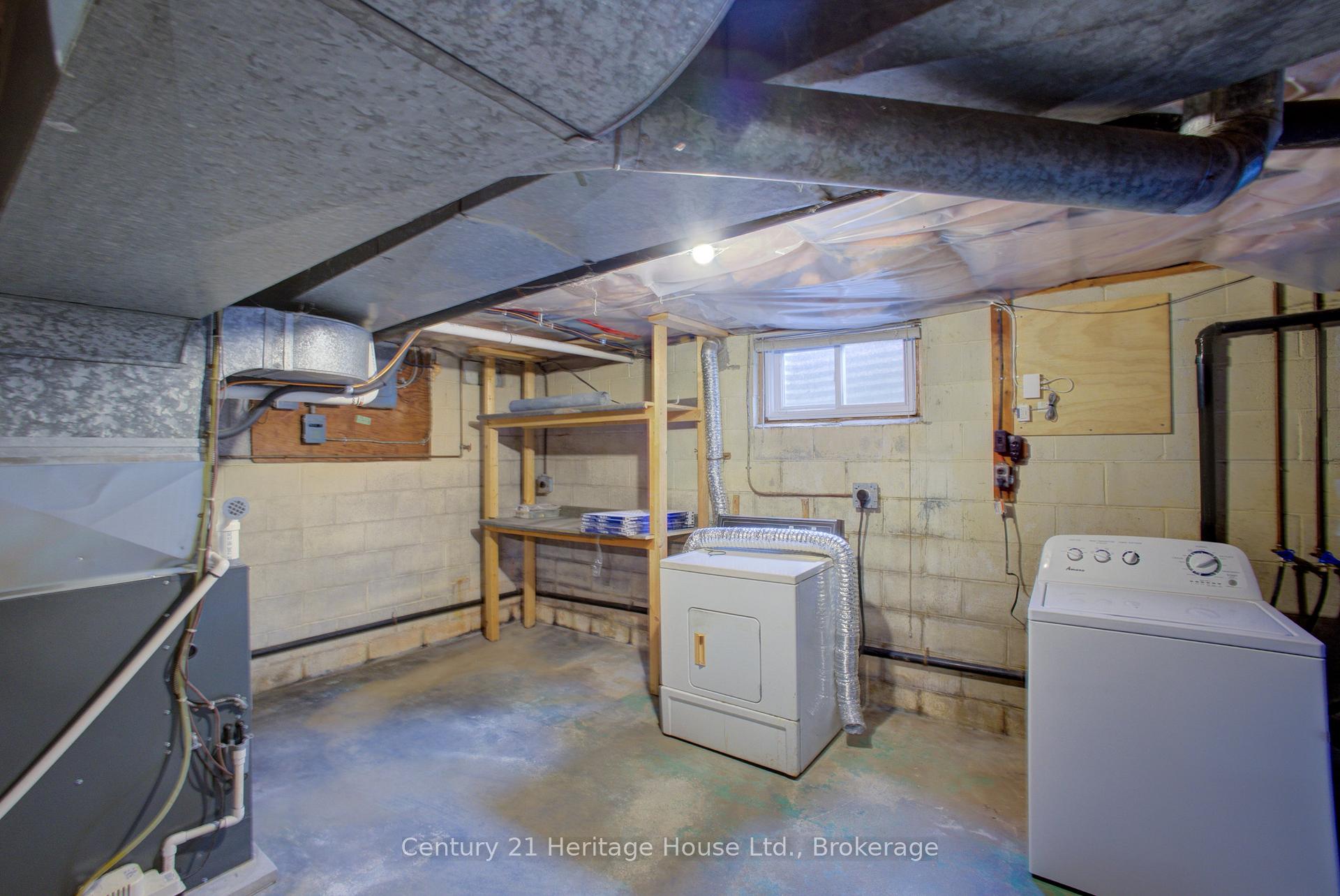 Photo 28 of 58 Allan Street W, Minto — HOMEH