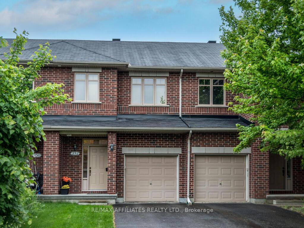 Front of 252 Badgeley Avenue