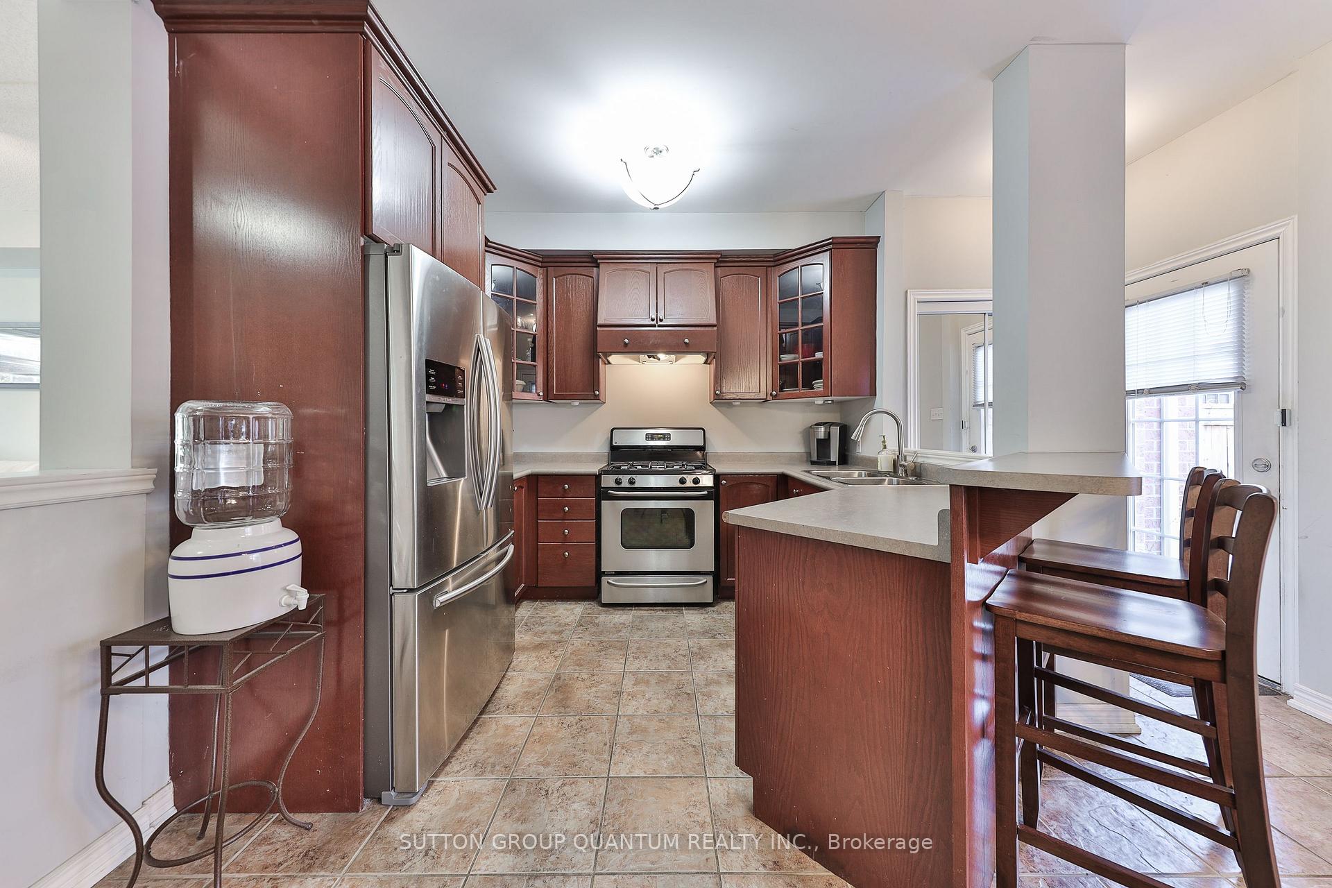 Photo 12 of 65 Westhampton Way, Hamilton, Winona Park — HOMEH