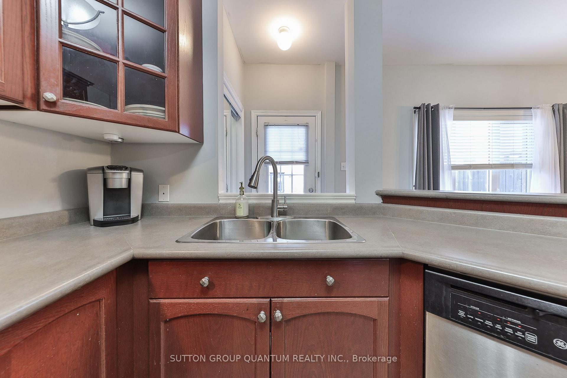 Photo 15 of 65 Westhampton Way, Hamilton, Winona Park — HOMEH