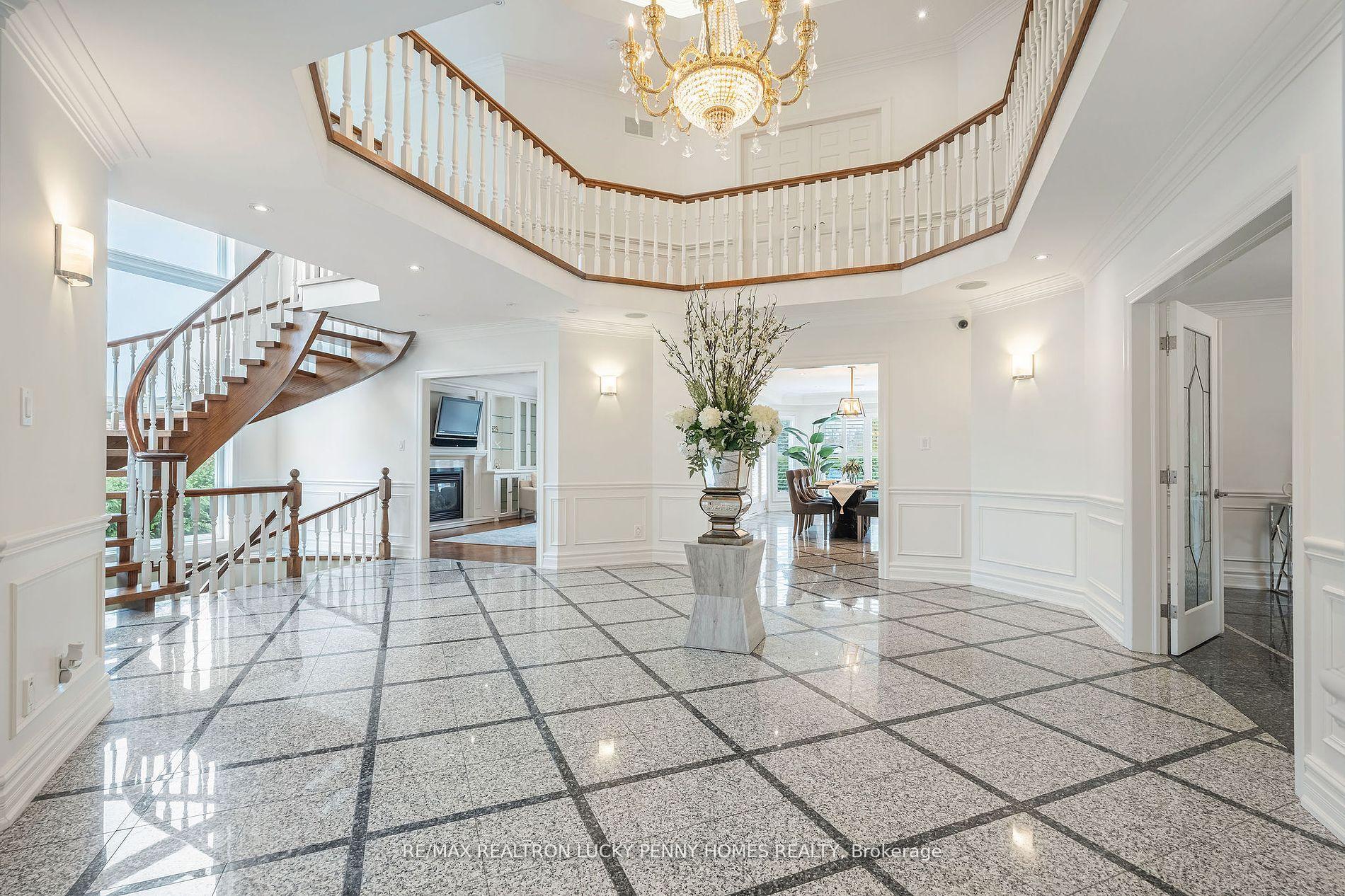 Photo 6 of 16 Noble Street, Markham, Milliken Mills East — HOMEH