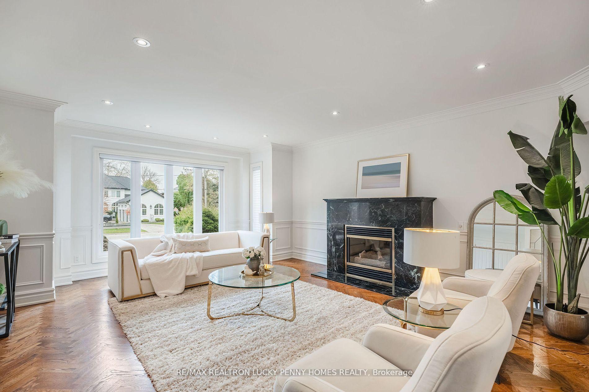 Photo 7 of 16 Noble Street, Markham, Milliken Mills East — HOMEH