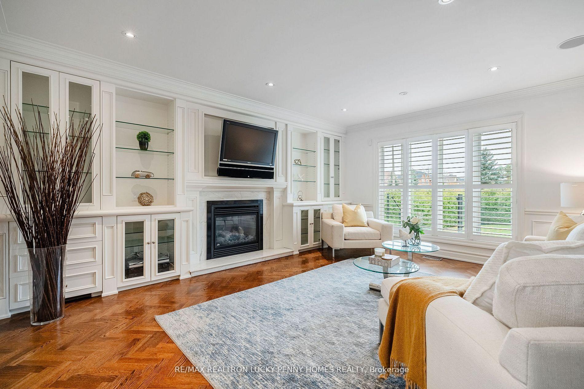 Photo 12 of 16 Noble Street, Markham, Milliken Mills East — HOMEH