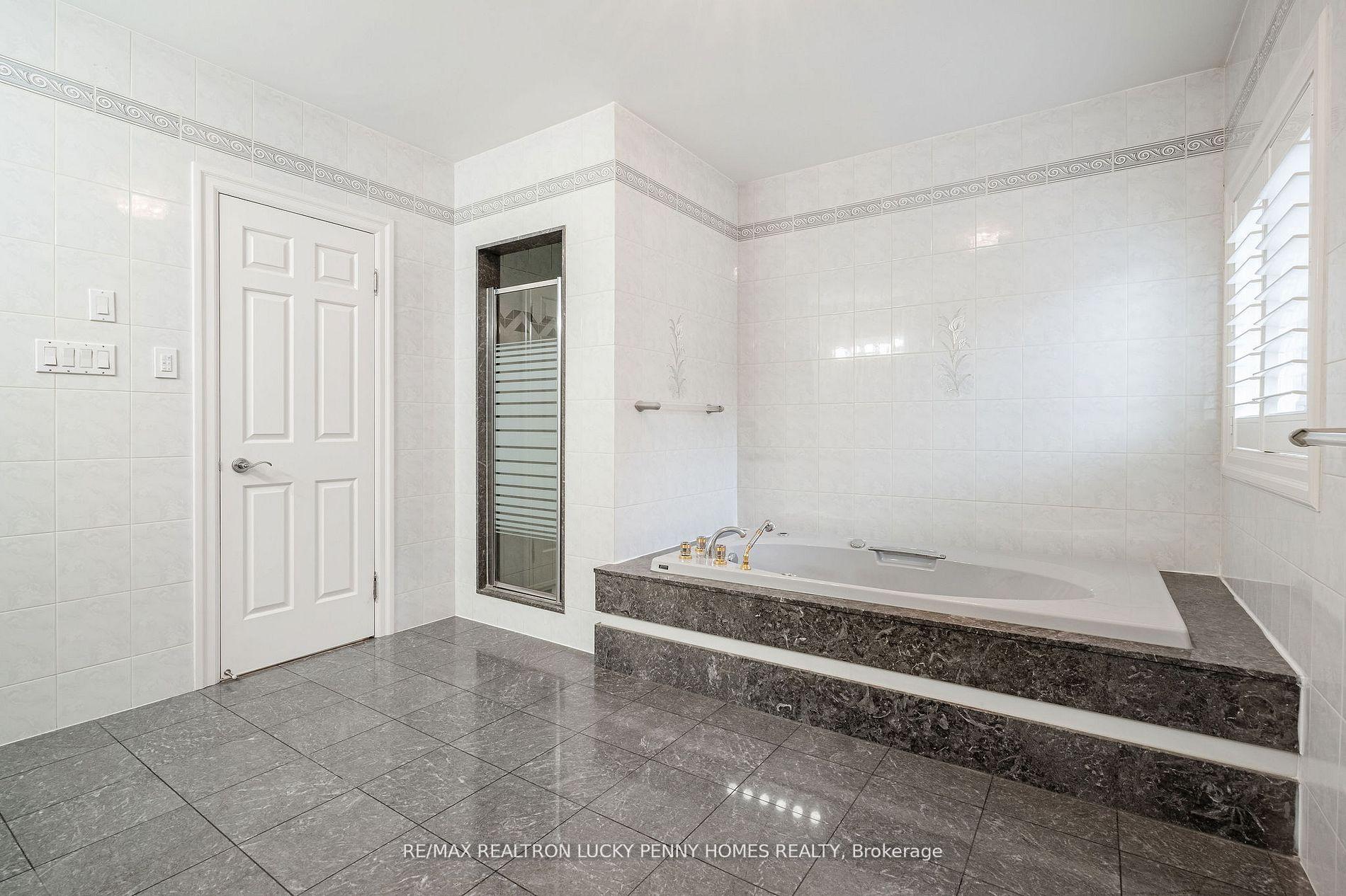 Photo 27 of 16 Noble Street, Markham, Milliken Mills East — HOMEH