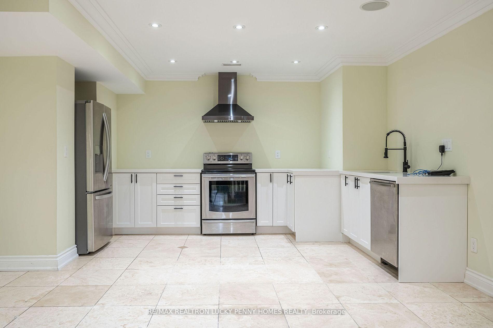 Photo 32 of 16 Noble Street, Markham, Milliken Mills East — HOMEH