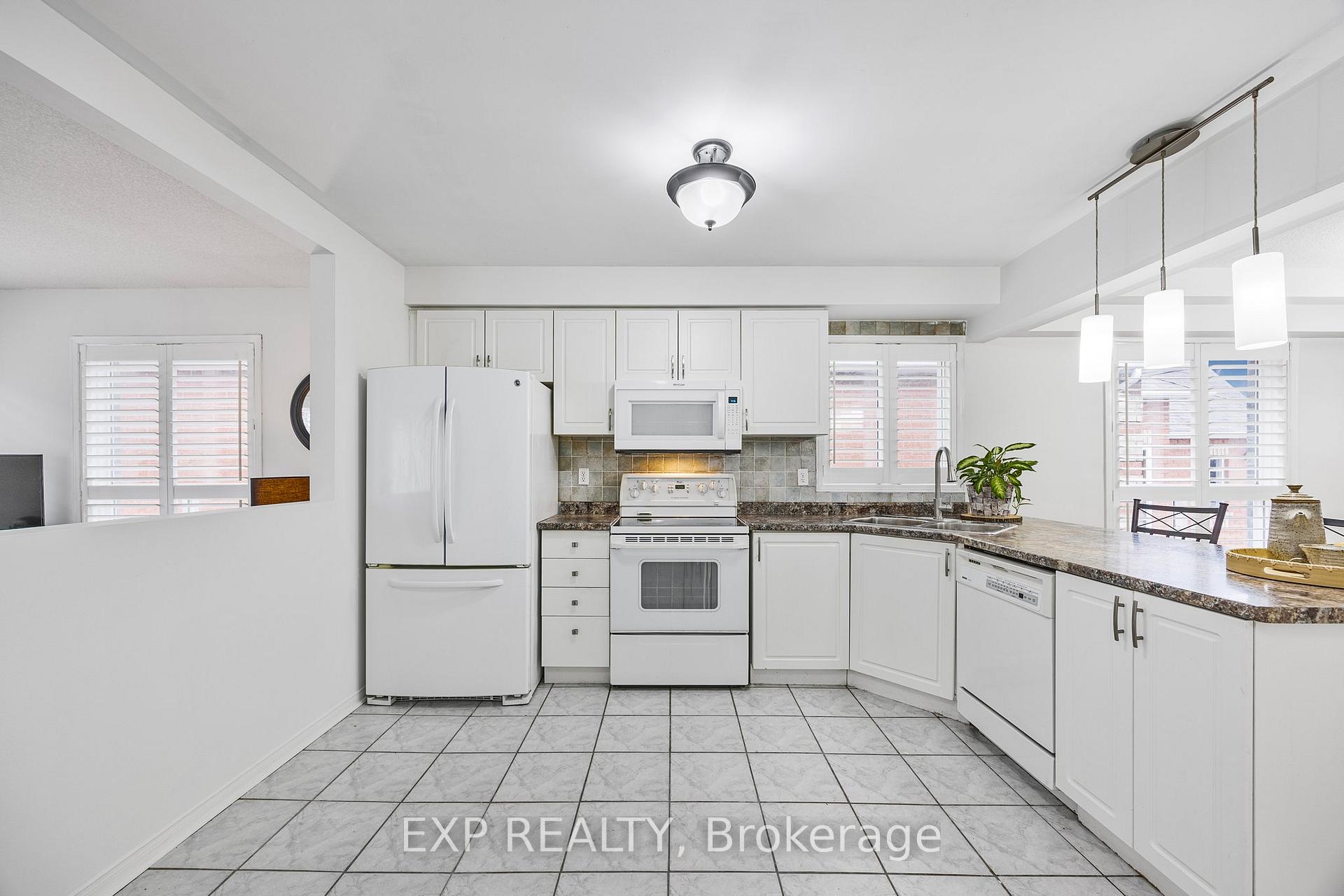 Photo 12 of 1331 Forest Street, Innisfil, Alcona — HOMEH