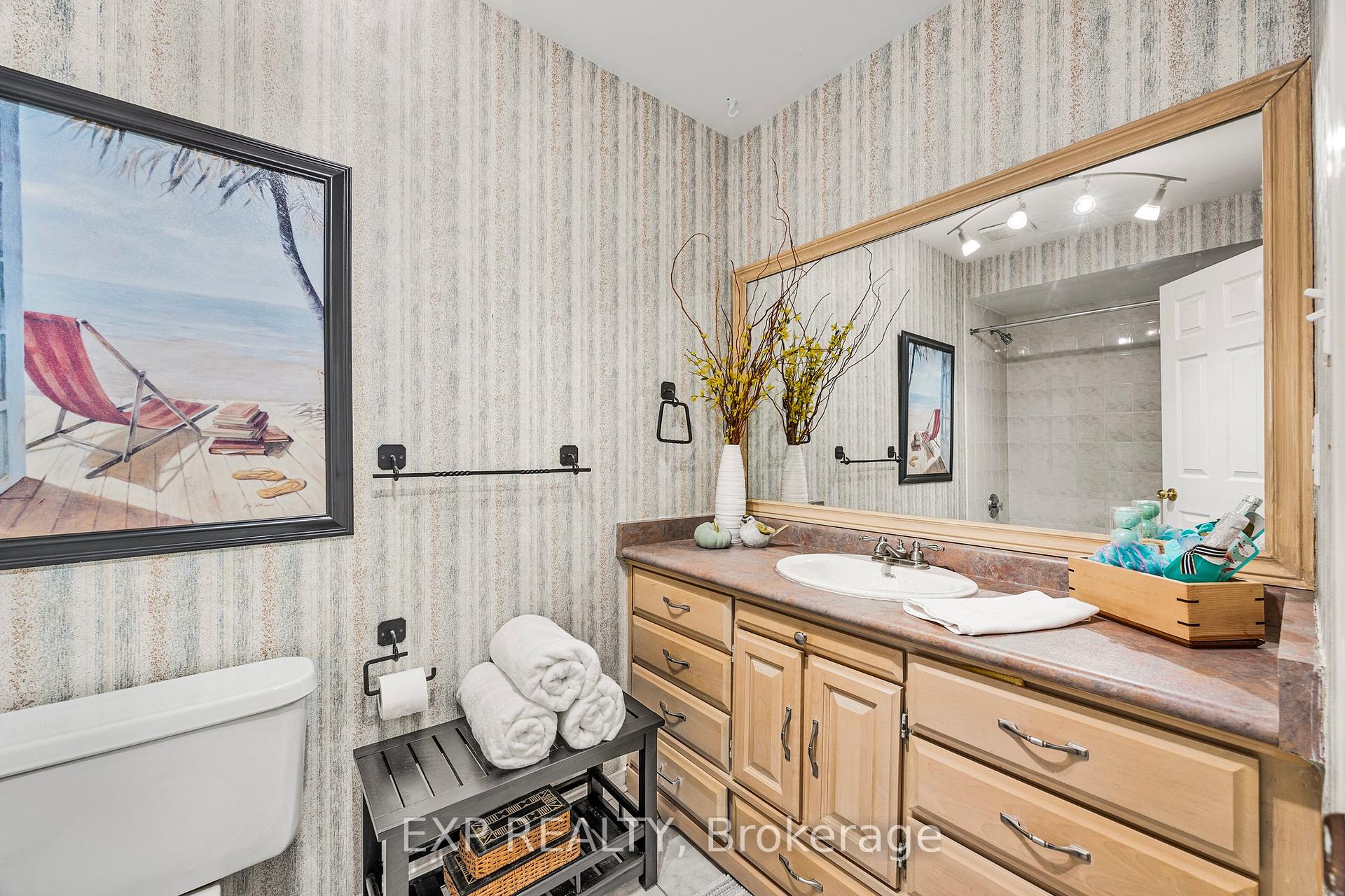 Photo 21 of 1331 Forest Street, Innisfil, Alcona — HOMEH
