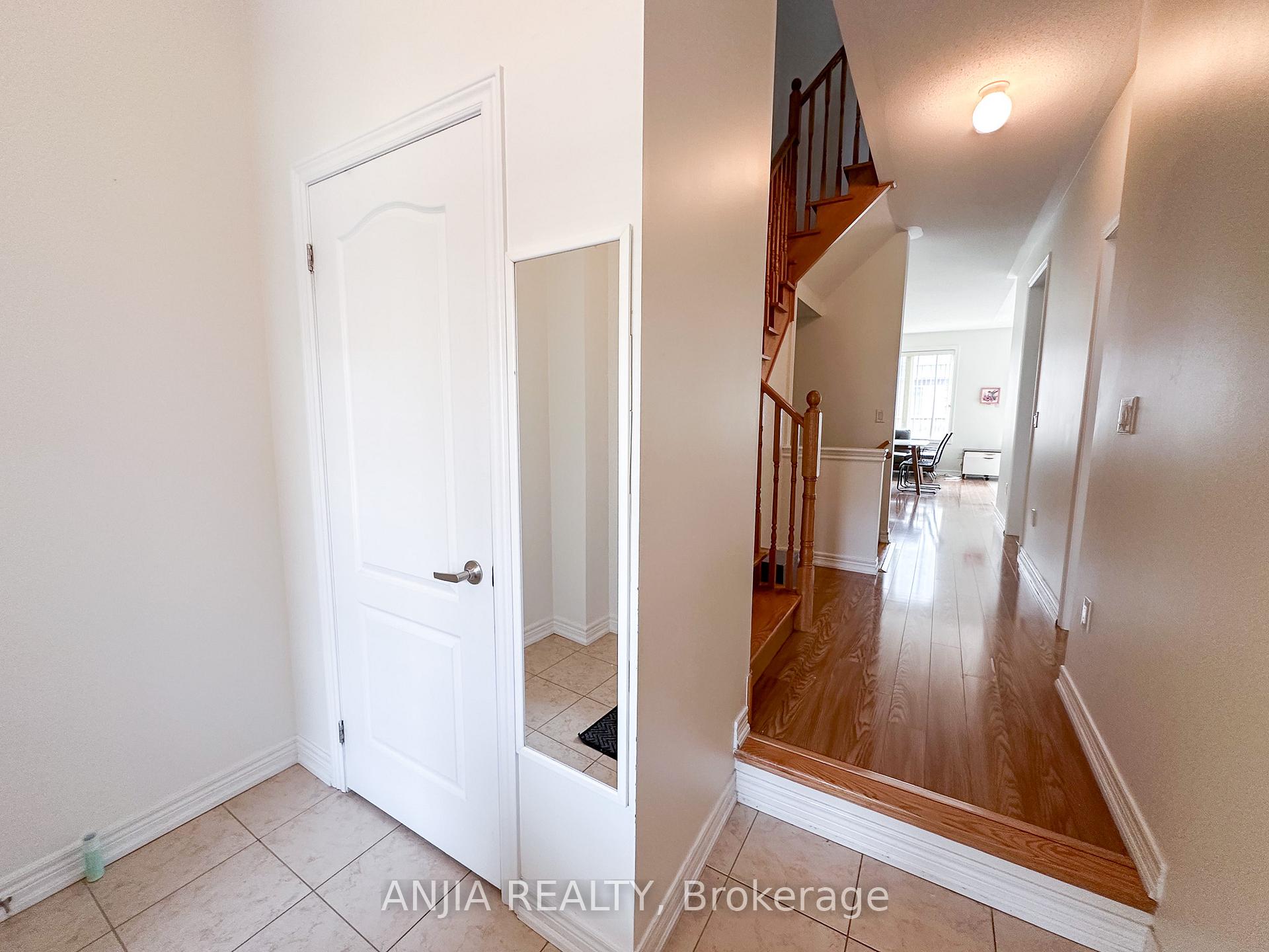 Photo 4 of 49 Truchard Avenue, Markham, Berczy — HOMEH
