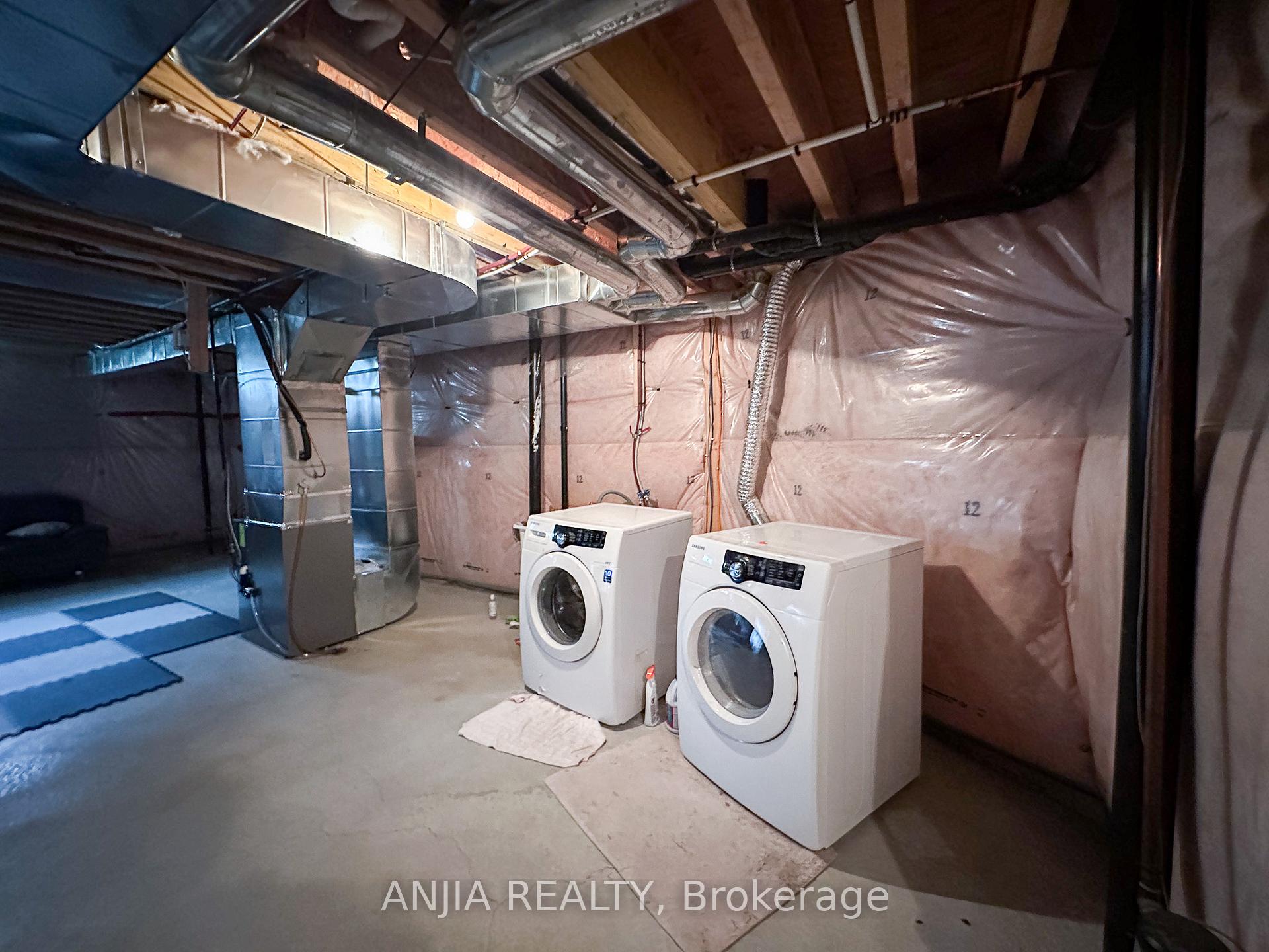 Photo 14 of 49 Truchard Avenue, Markham, Berczy — HOMEH