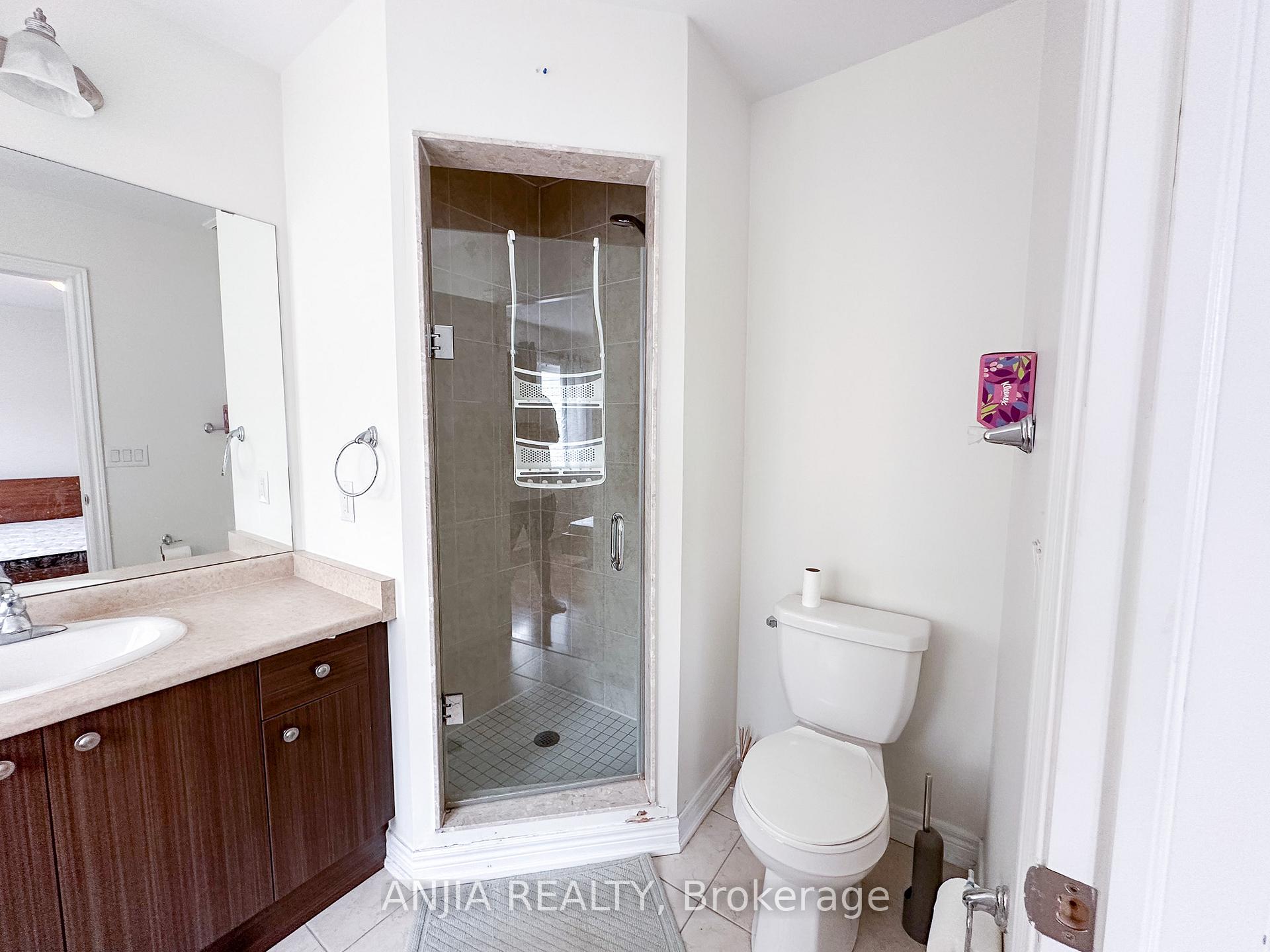 Photo 17 of 49 Truchard Avenue, Markham, Berczy — HOMEH