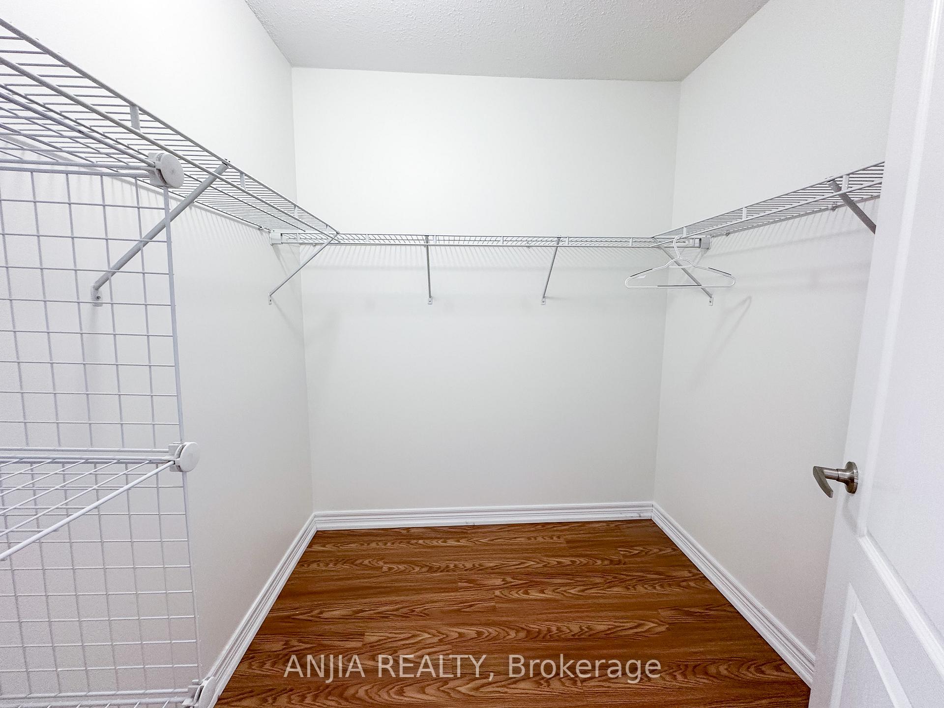 Photo 19 of 49 Truchard Avenue, Markham, Berczy — HOMEH