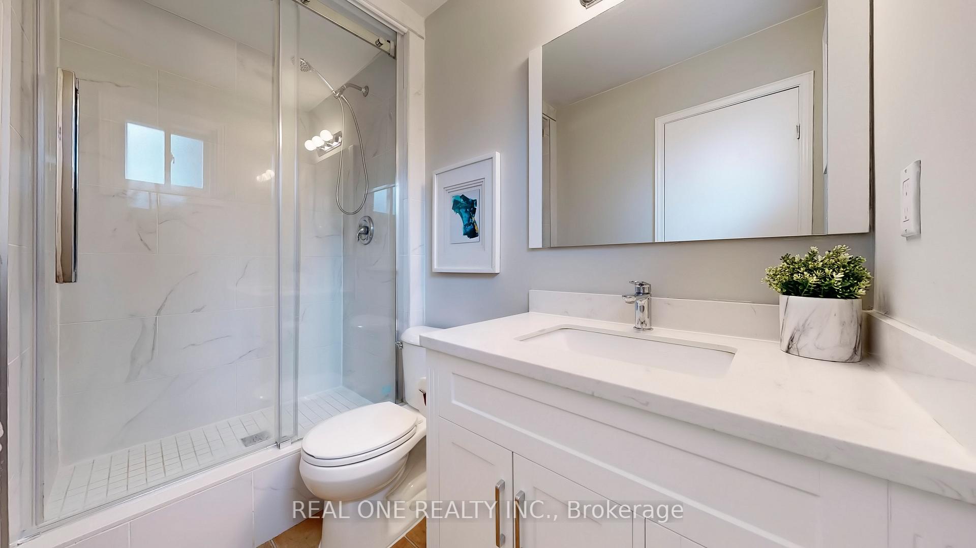 Photo 19 of 90 Spragg Circle, Markham, Markham Village — HOMEH