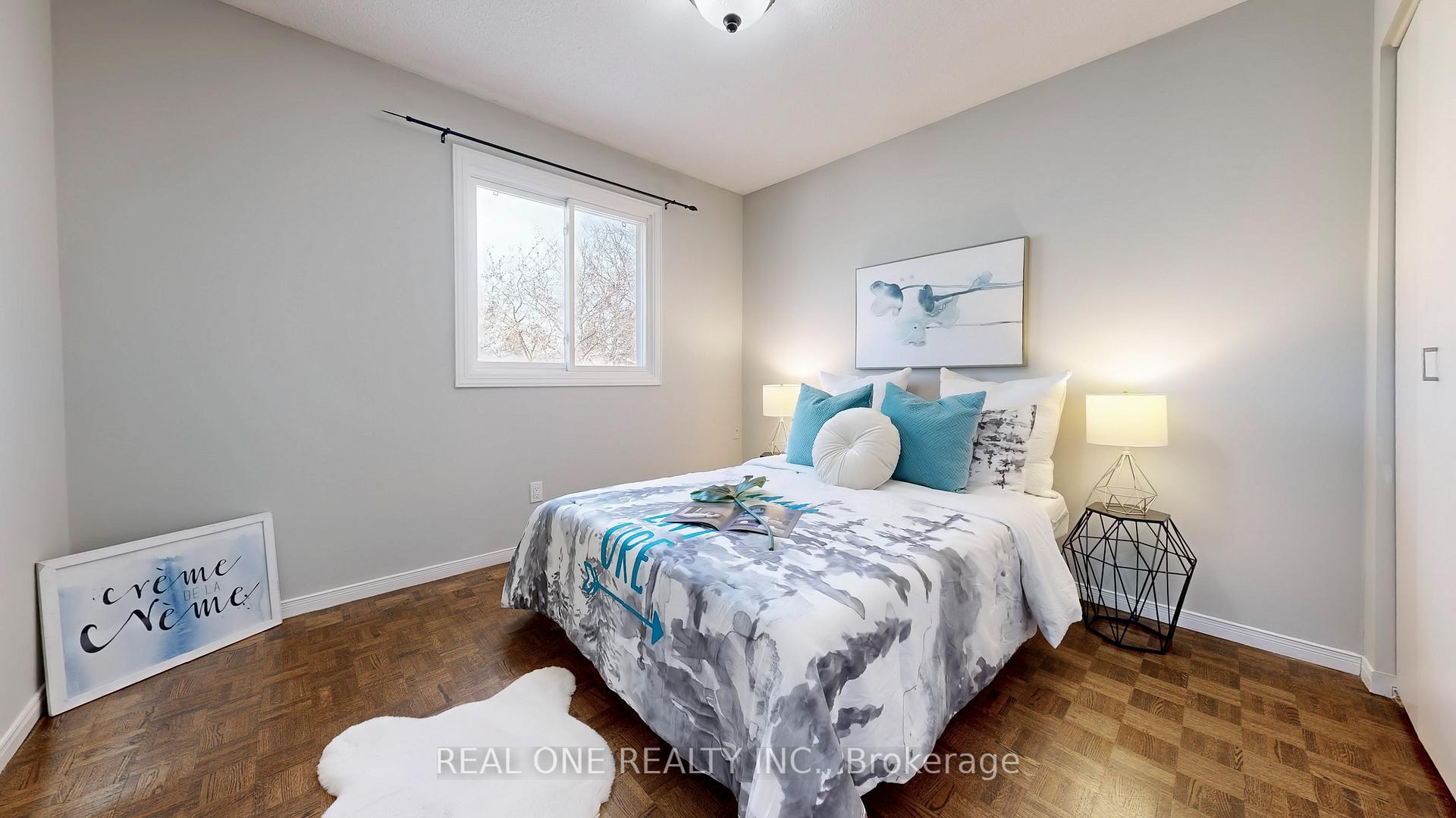 Photo 20 of 90 Spragg Circle, Markham, Markham Village — HOMEH