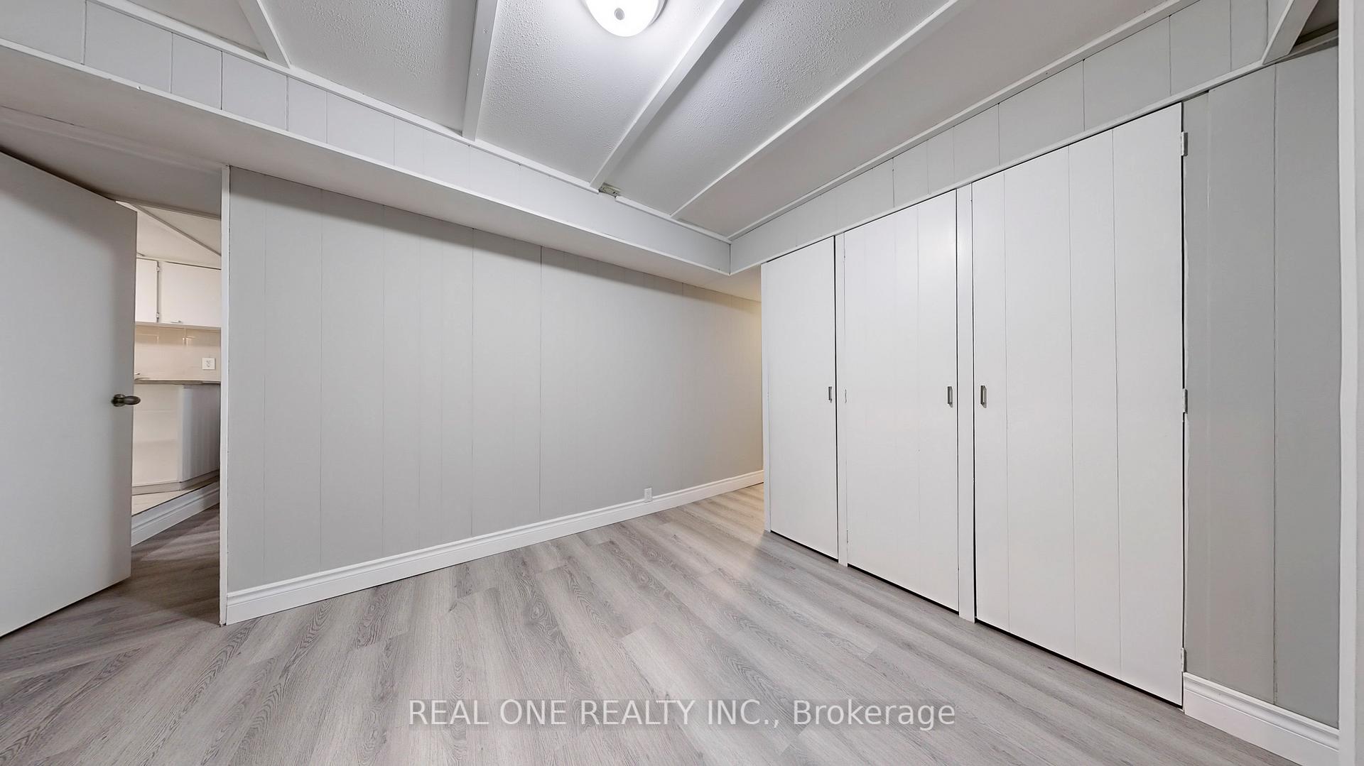 Photo 27 of 90 Spragg Circle, Markham, Markham Village — HOMEH