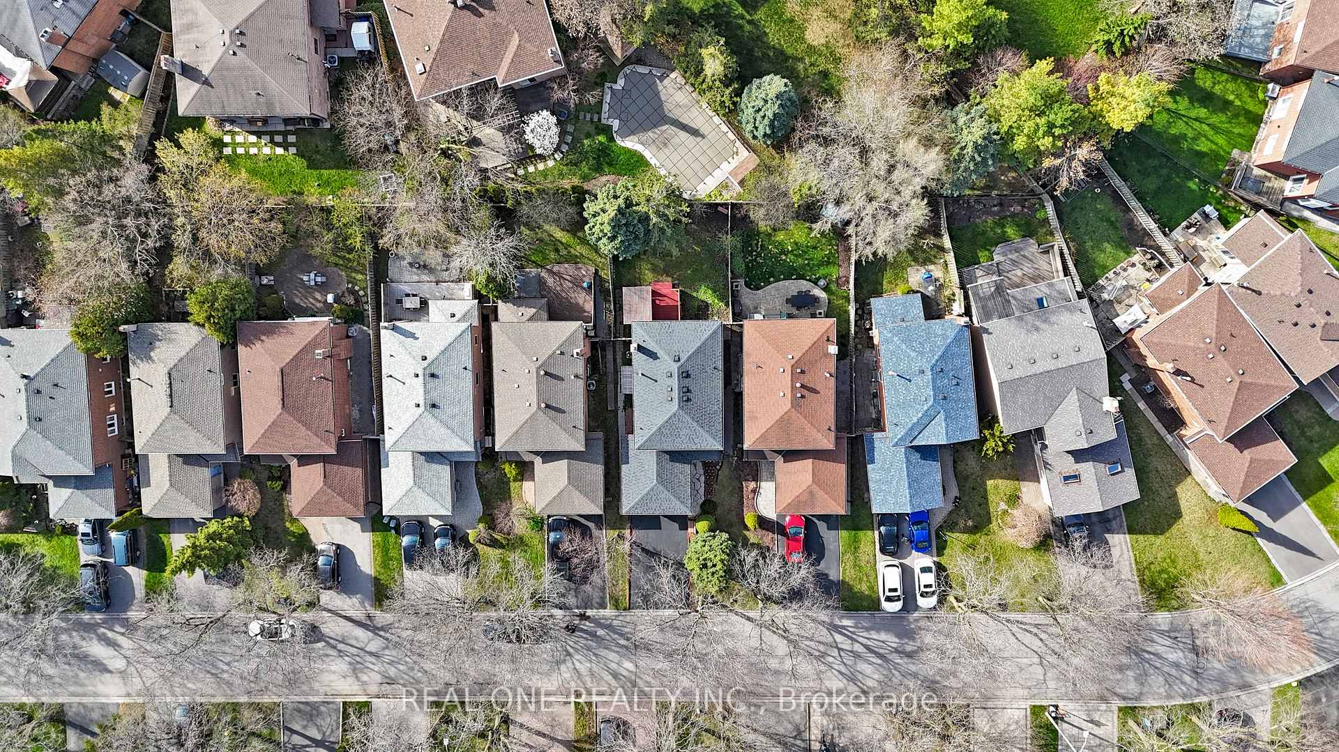 Photo 35 of 90 Spragg Circle, Markham, Markham Village — HOMEH