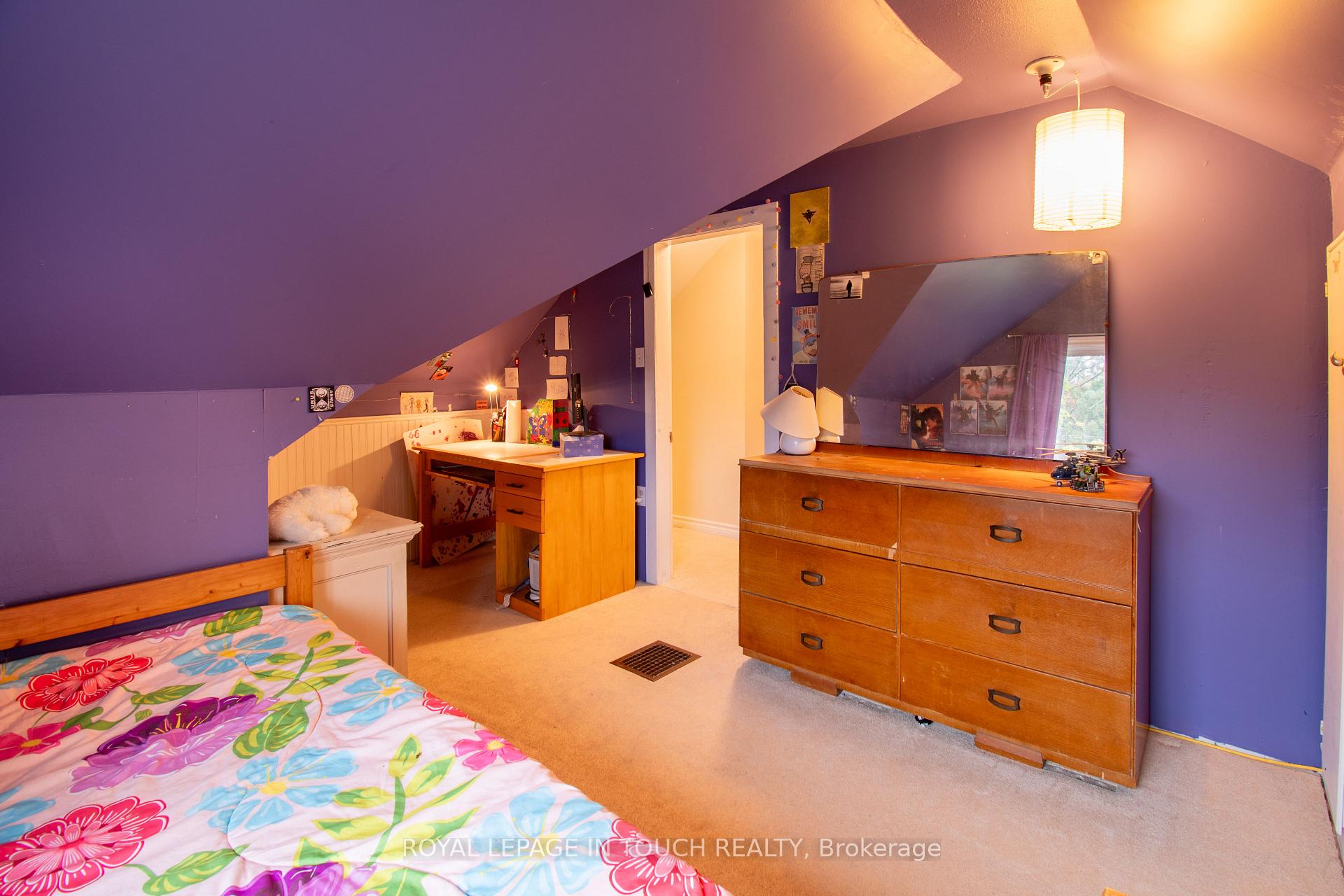 Photo 21 of 125 Eighth Street, Midland — HOMEH