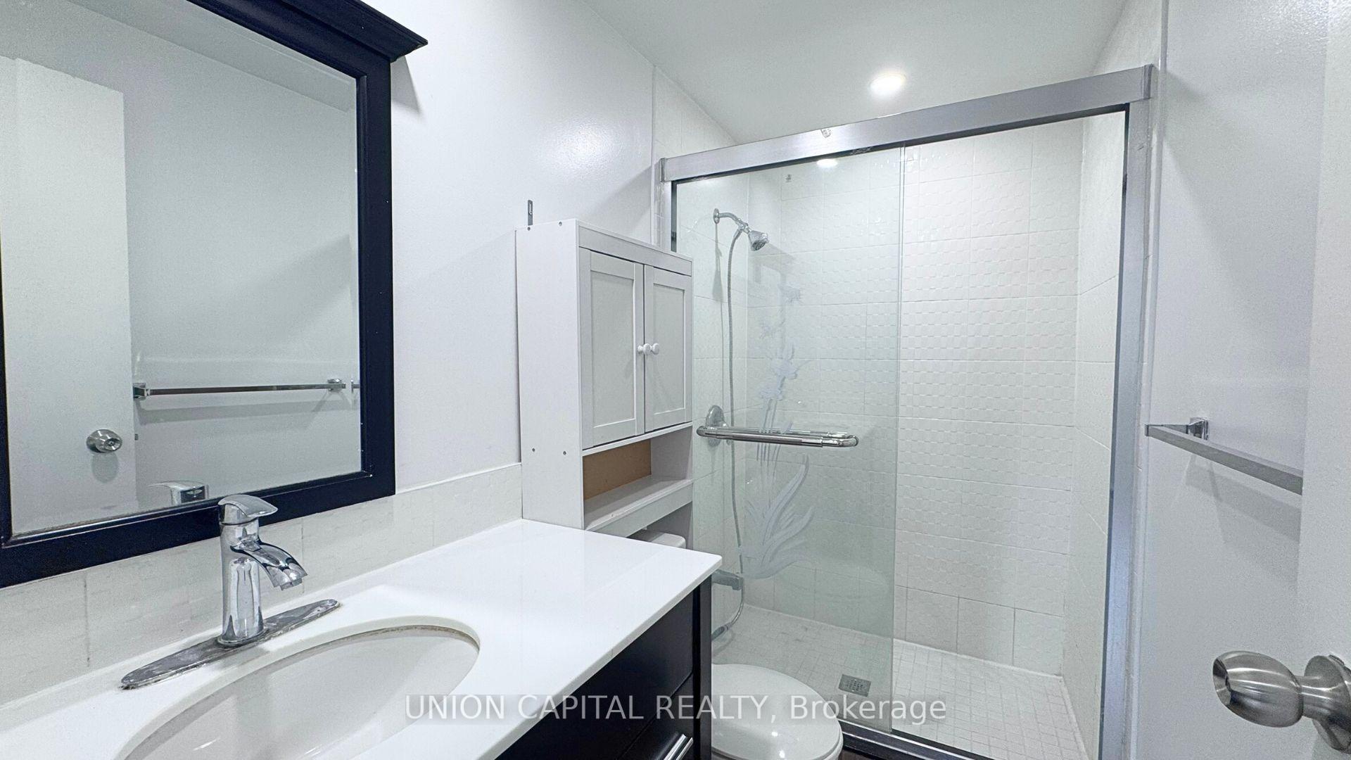 Photo 6 of Unit 2nd Floor, 107 Hornchurch Crescent, Markham, Milliken Mills East — HOMEH