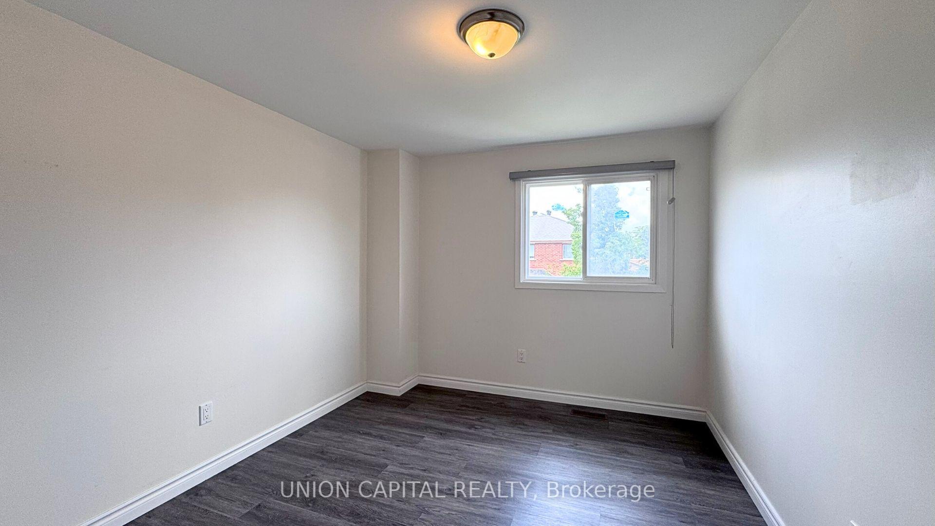 Photo 7 of Unit 2nd Floor, 107 Hornchurch Crescent, Markham, Milliken Mills East — HOMEH
