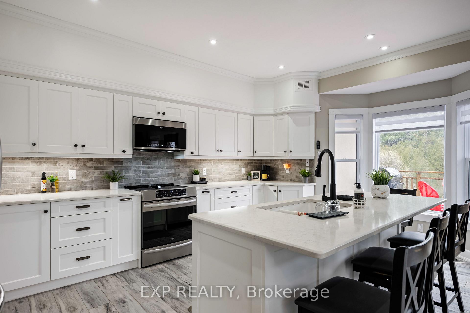 Photo 16 of 10 James Street, Minto — HOMEH
