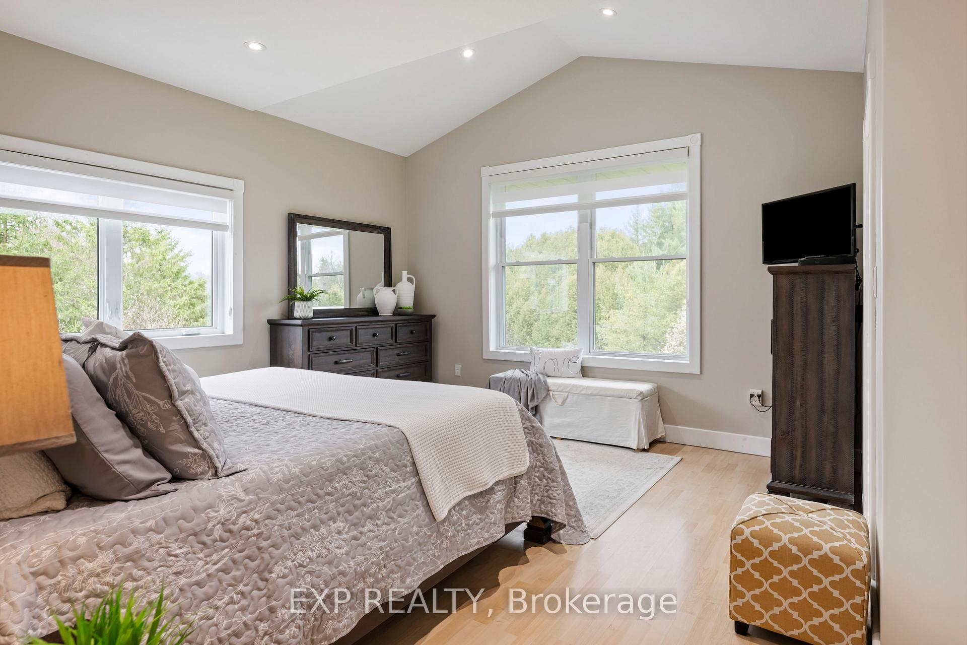 Photo 23 of 10 James Street, Minto — HOMEH