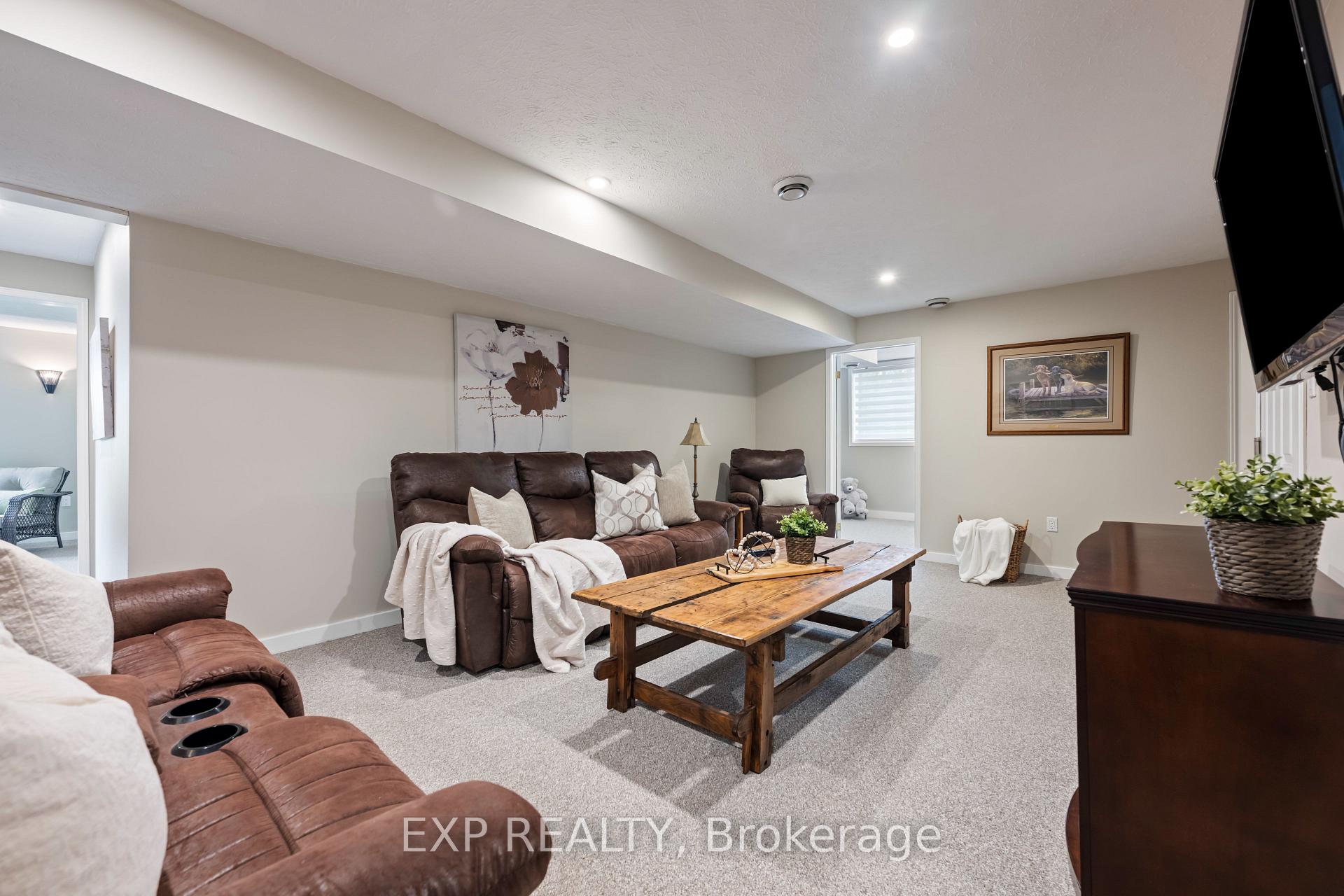 Photo 29 of 10 James Street, Minto — HOMEH