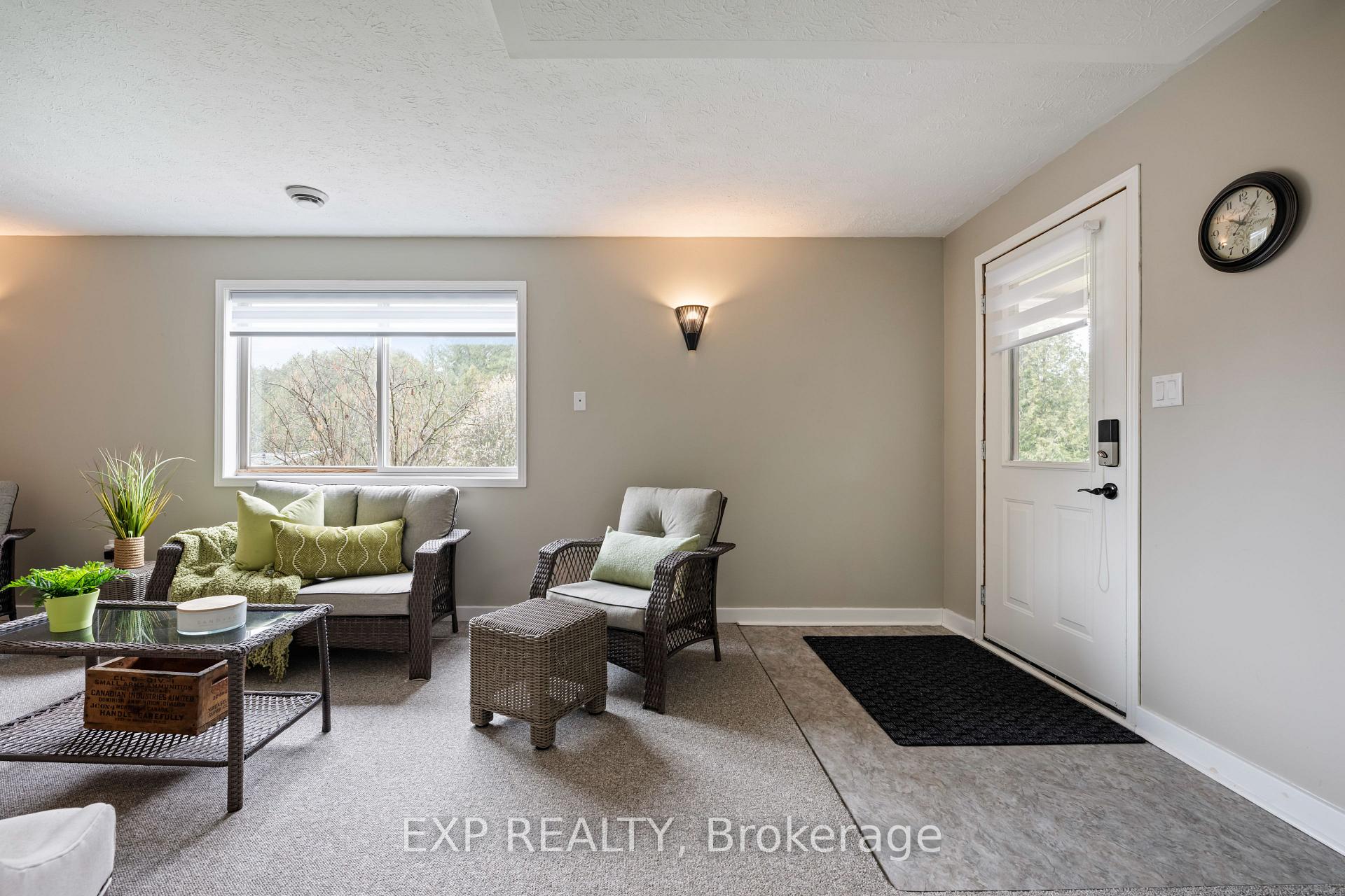 Photo 32 of 10 James Street, Minto — HOMEH
