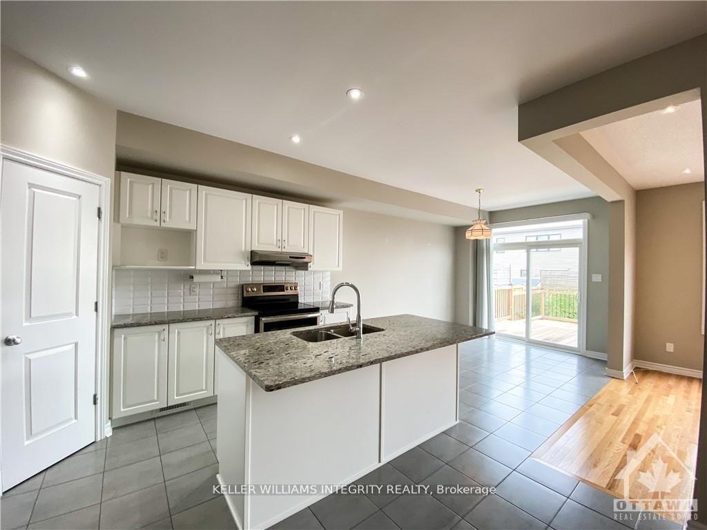 Photo 3 of 101 Westover Crescent, Ottawa, Kanata - Kanata Lakes/Heritage Hills — HOMEH