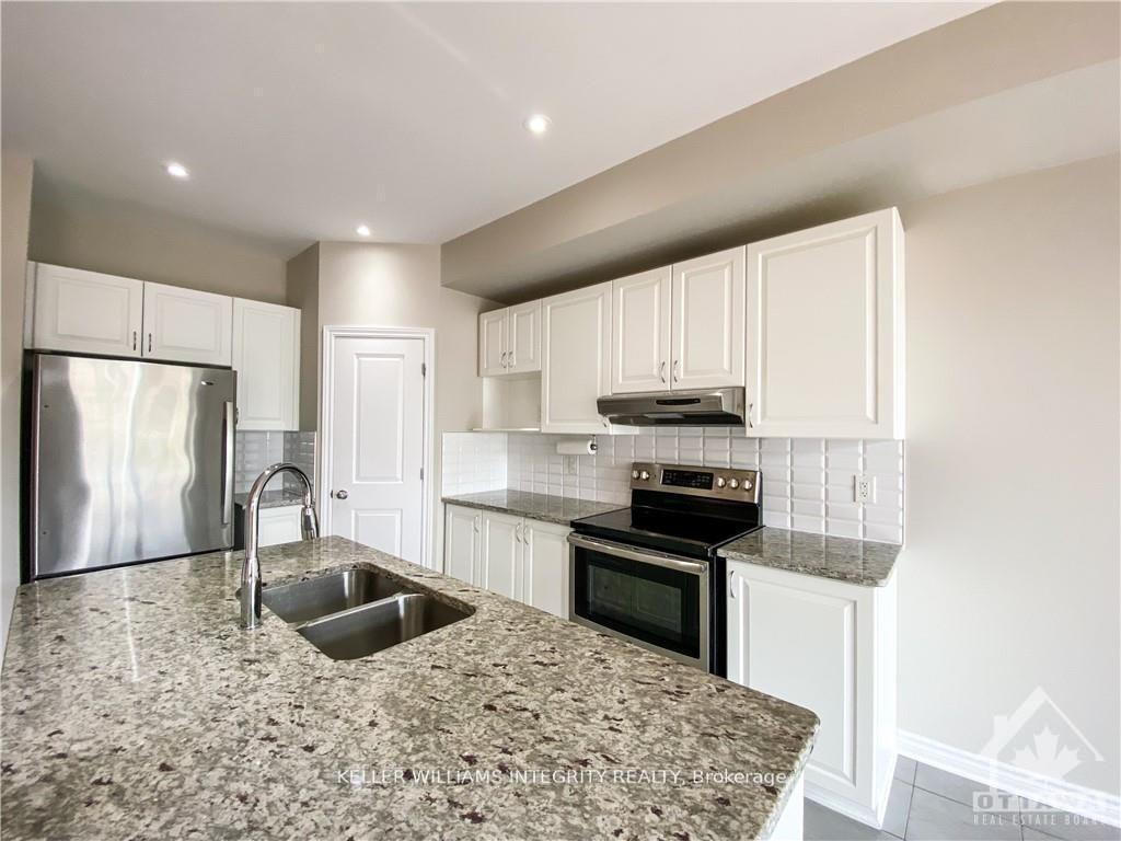 Photo 4 of 101 Westover Crescent, Ottawa, Kanata - Kanata Lakes/Heritage Hills — HOMEH