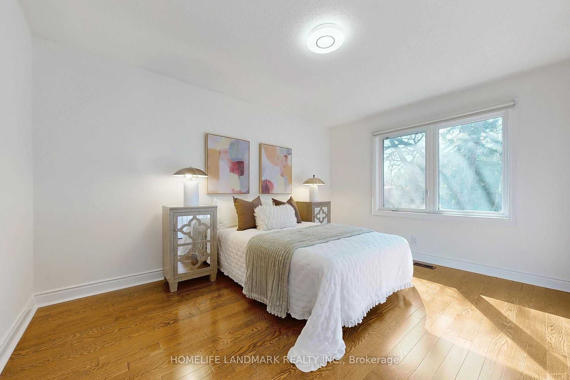 Photo 14 of 43 Pennock Crescent, Markham, Unionville — HOMEH