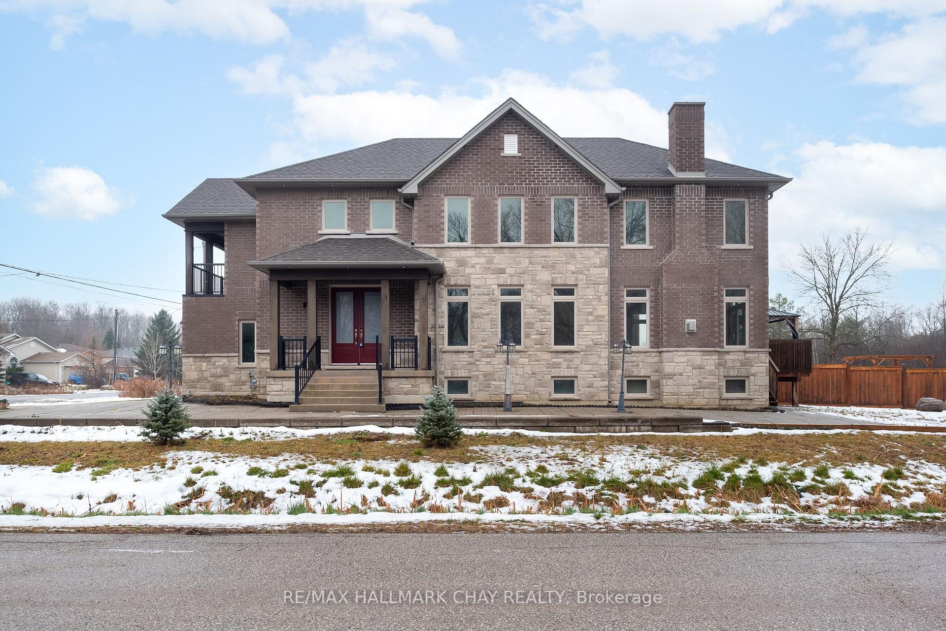 Photo 2 of 1147 Arnold Street, Innisfil, Lefroy — HOMEH