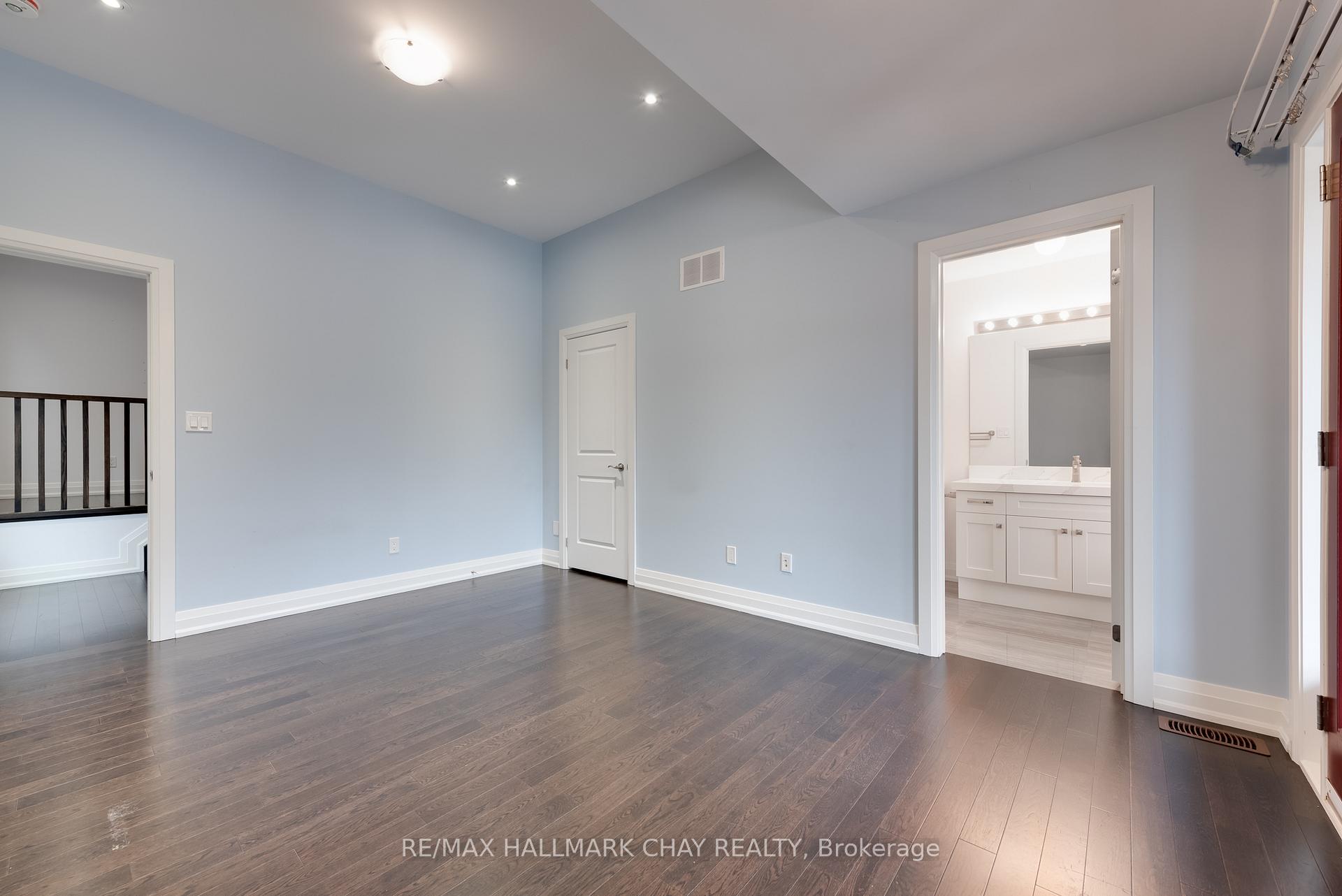 Photo 15 of 1147 Arnold Street, Innisfil, Lefroy — HOMEH