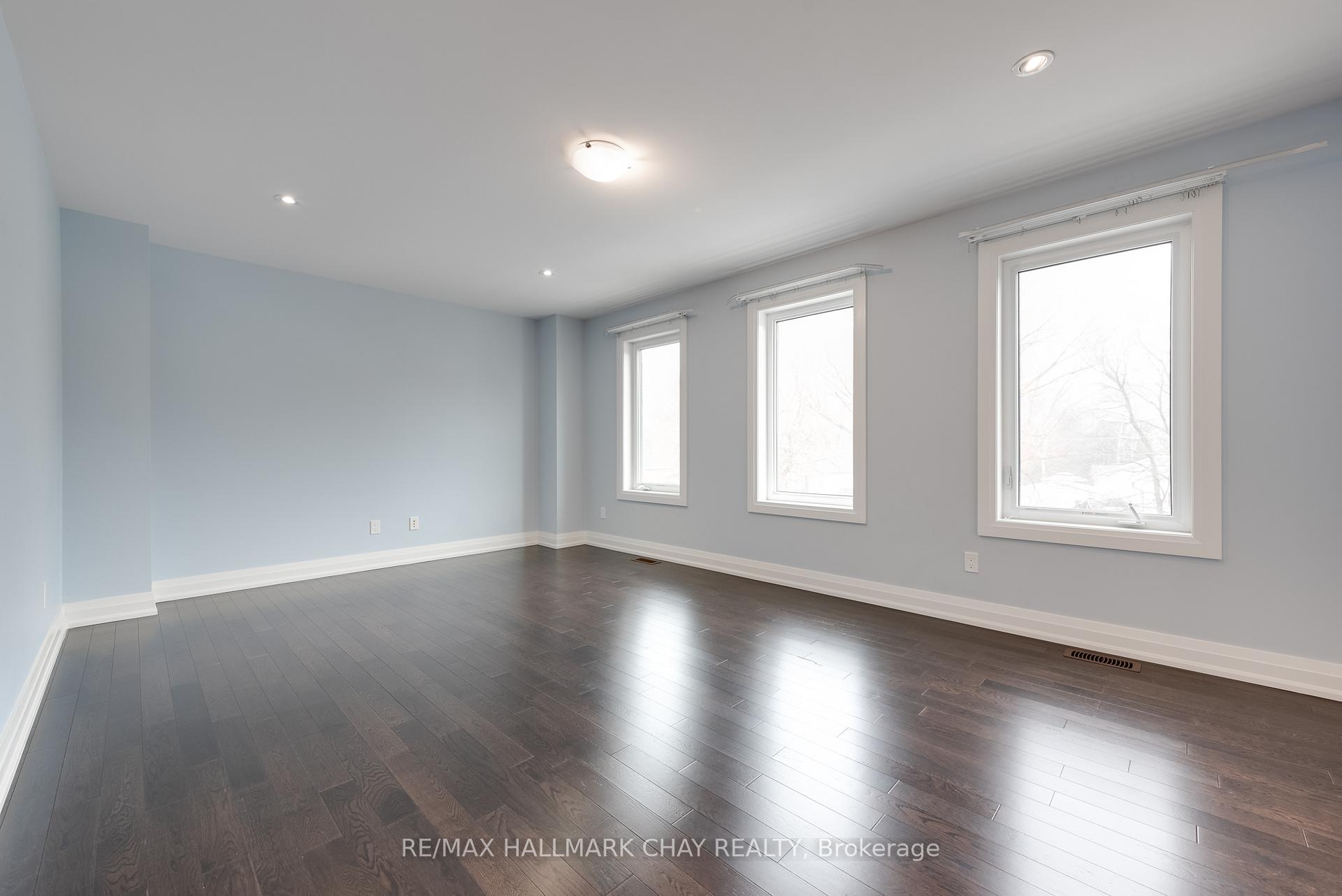 Photo 18 of 1147 Arnold Street, Innisfil, Lefroy — HOMEH