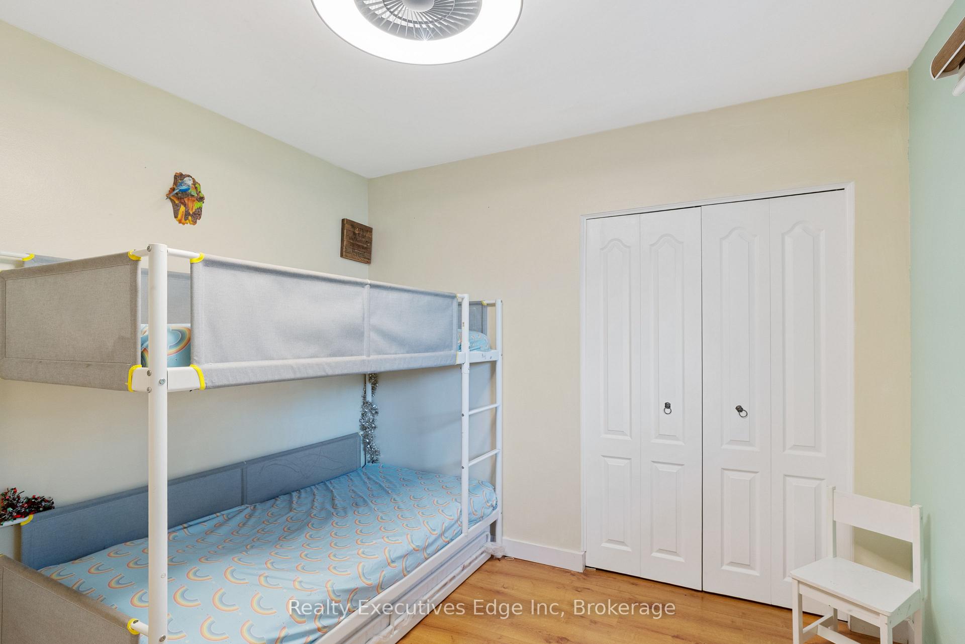 Photo 14 of 309 Southill Drive, Kitchener — HOMEH