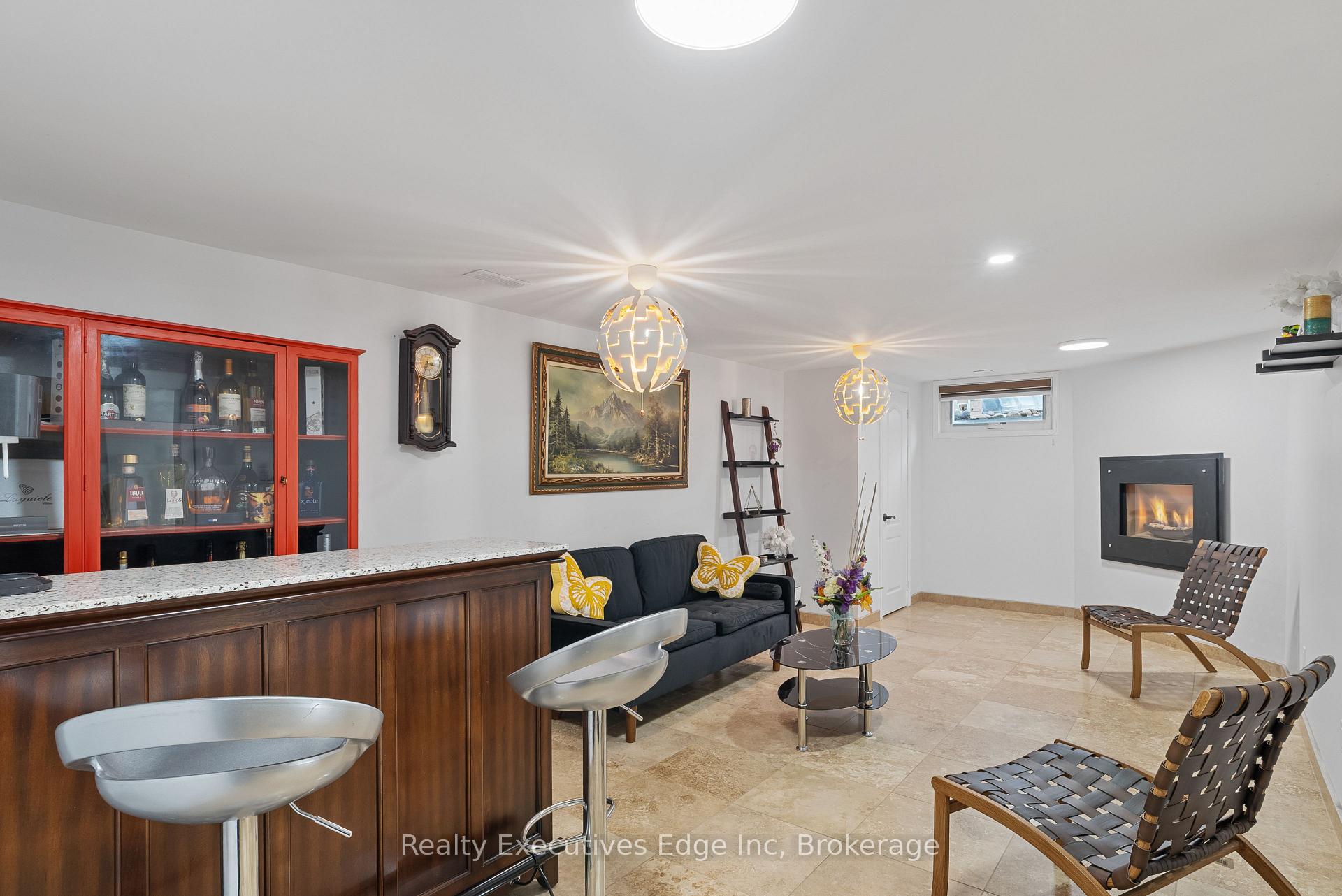 Photo 18 of 309 Southill Drive, Kitchener — HOMEH