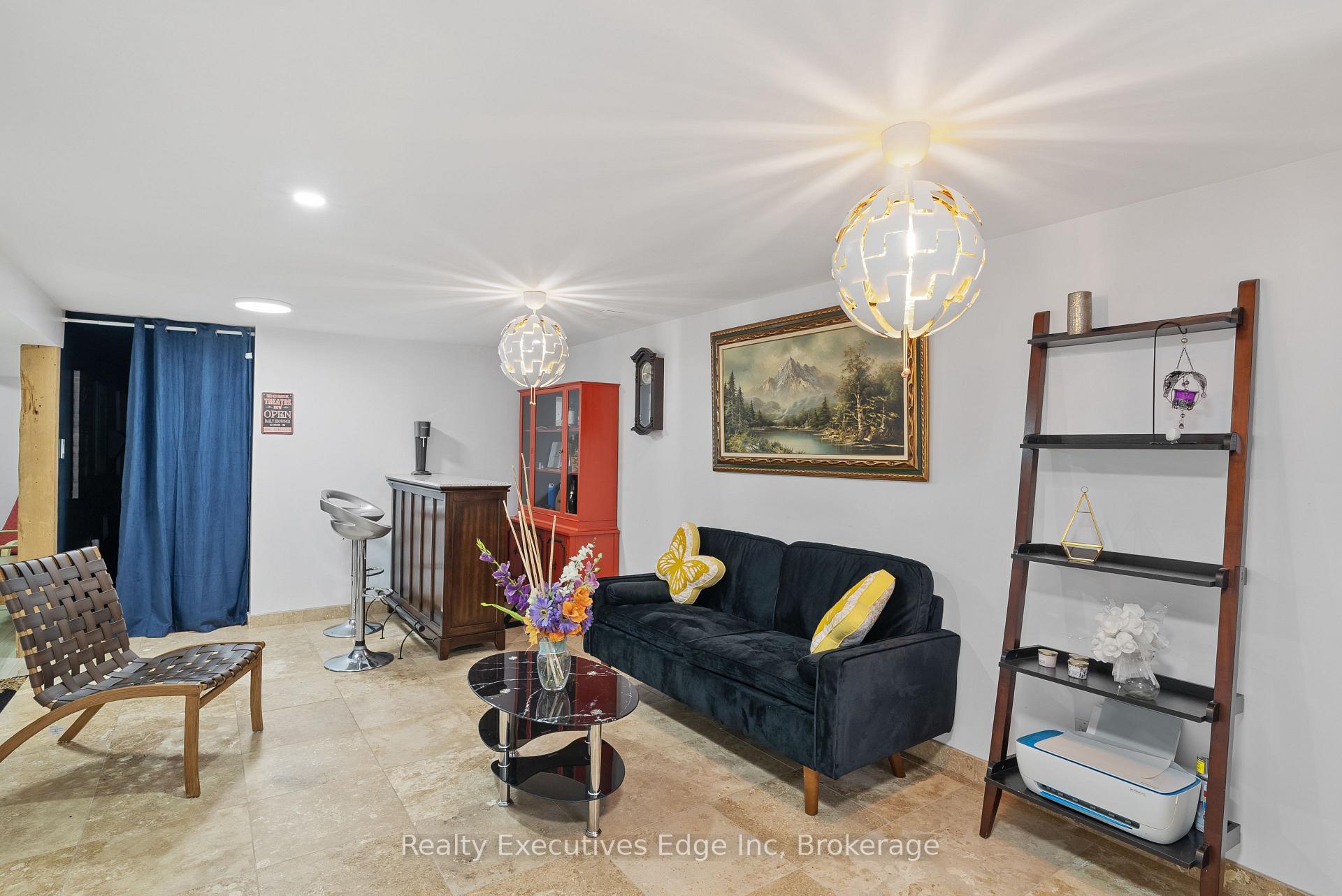 Photo 20 of 309 Southill Drive, Kitchener — HOMEH