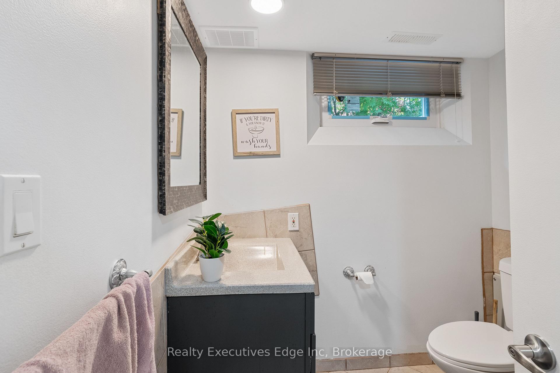 Photo 26 of 309 Southill Drive, Kitchener — HOMEH