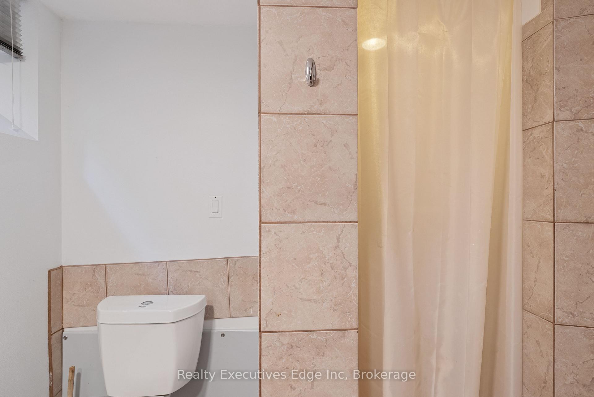Photo 27 of 309 Southill Drive, Kitchener — HOMEH
