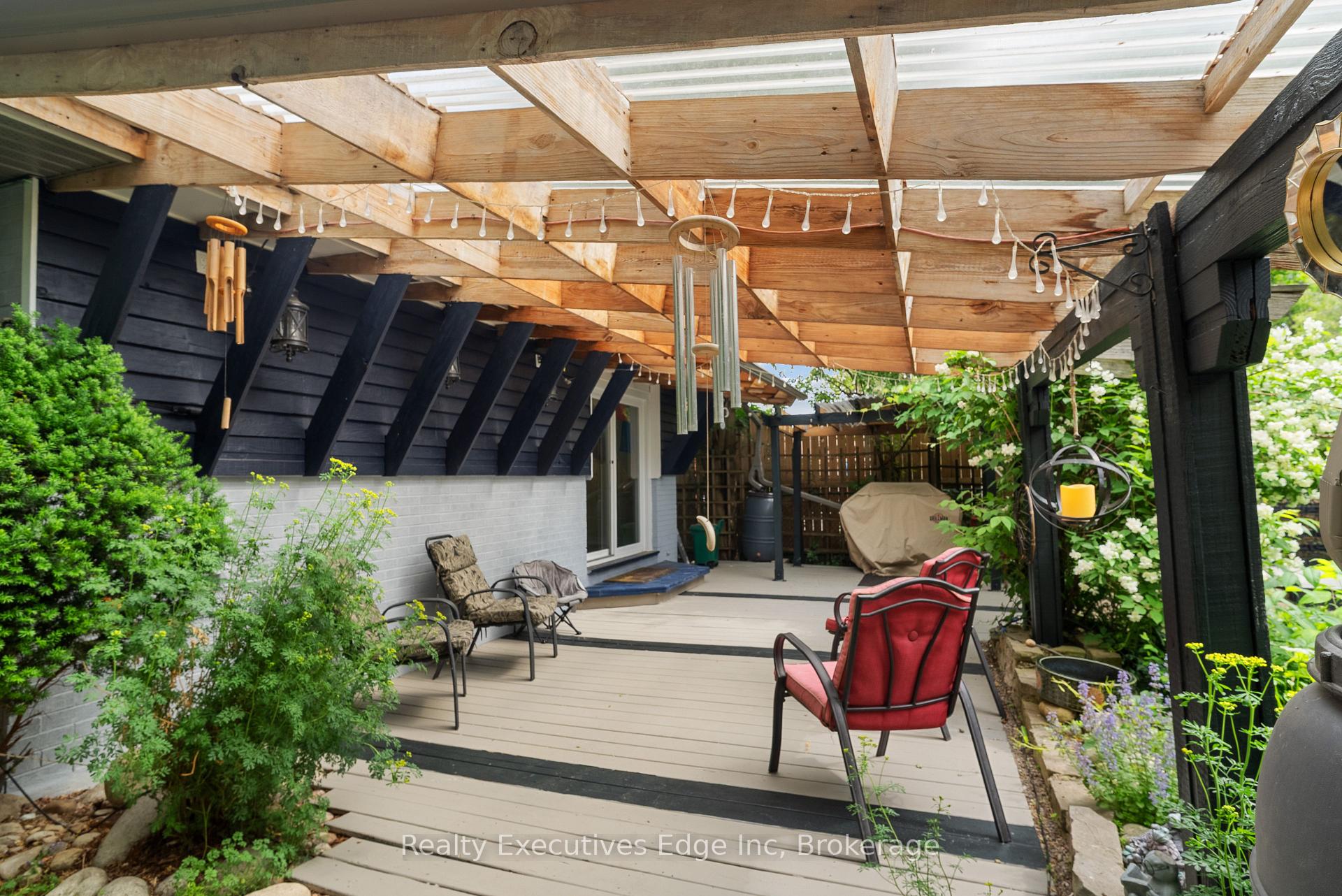 Photo 37 of 309 Southill Drive, Kitchener — HOMEH