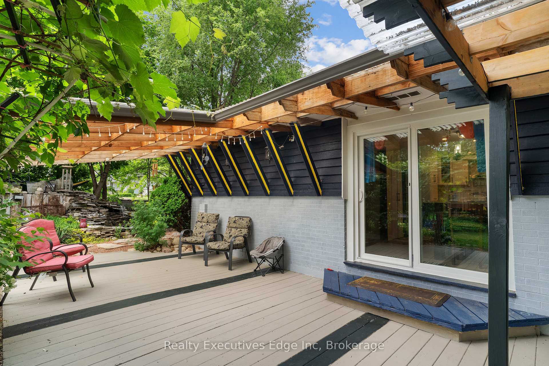 Photo 38 of 309 Southill Drive, Kitchener — HOMEH