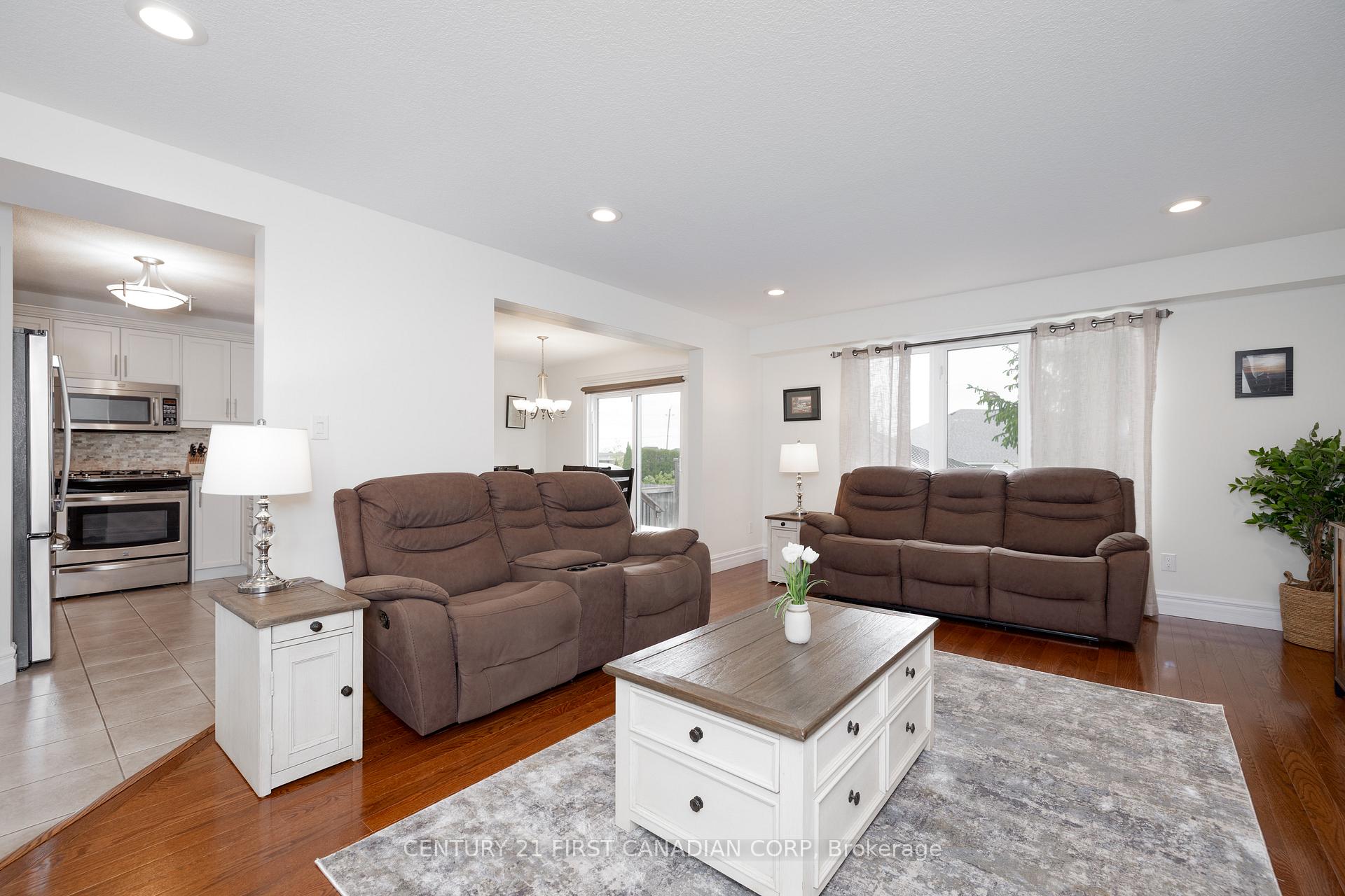 Photo 8 of 21 Maplewood Lane, Middlesex Centre, Ilderton — HOMEH