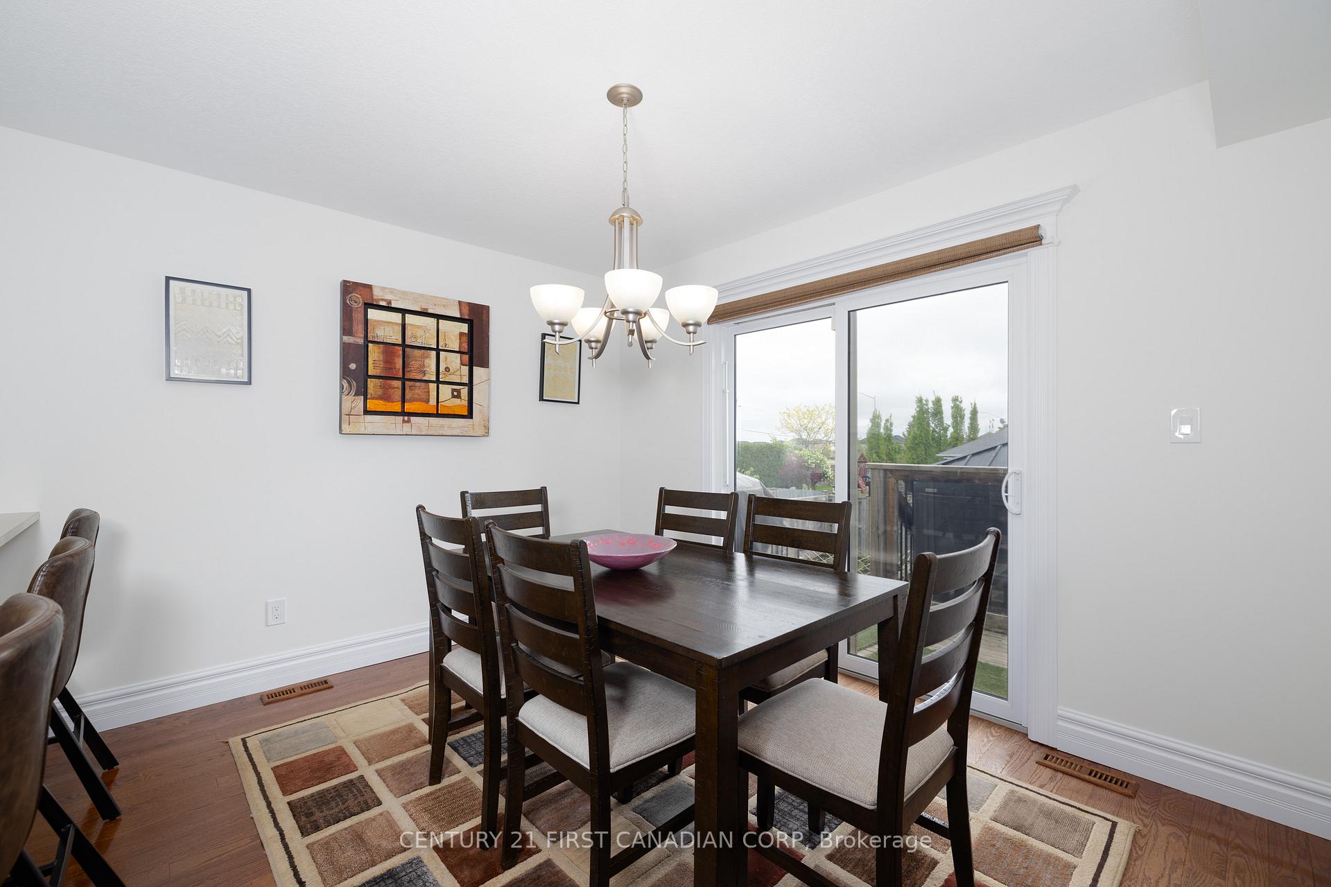 Photo 11 of 21 Maplewood Lane, Middlesex Centre, Ilderton — HOMEH